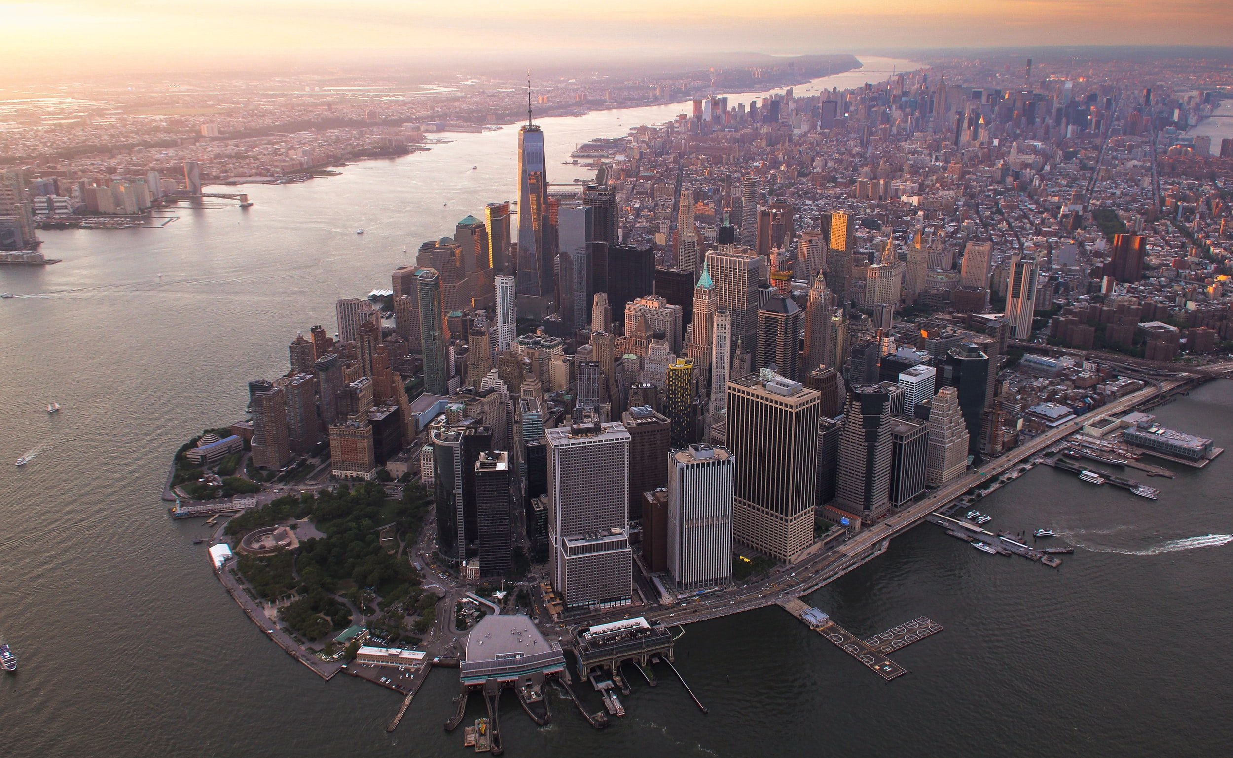 Social Media: The New Manhattan Real Estate