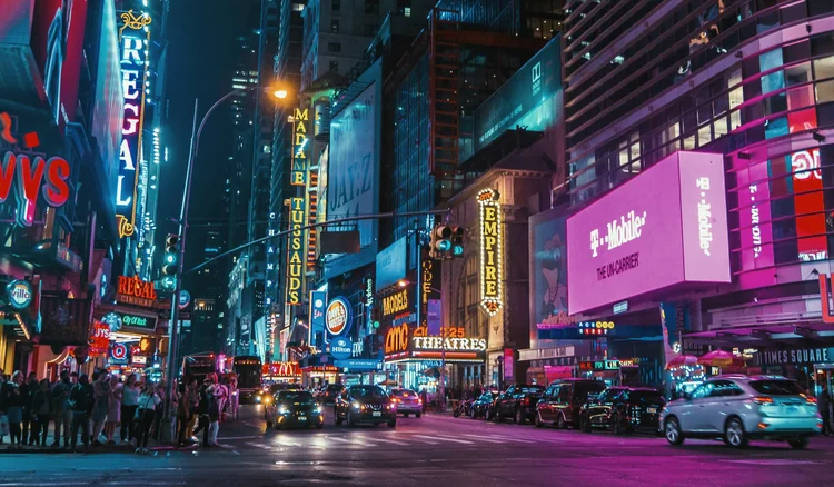 Instagram vs. TikTok: Choosing the Right Platform for Your Brand's Social Media Strategy