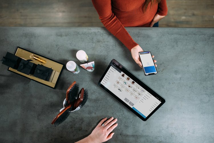 The Dos and Don'ts of Social Media Crisis Management: Handling Negative Feedback Effectively