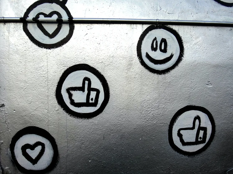 Social Media Metrics: Going Beyond Vanity Metrics for Informed Insights