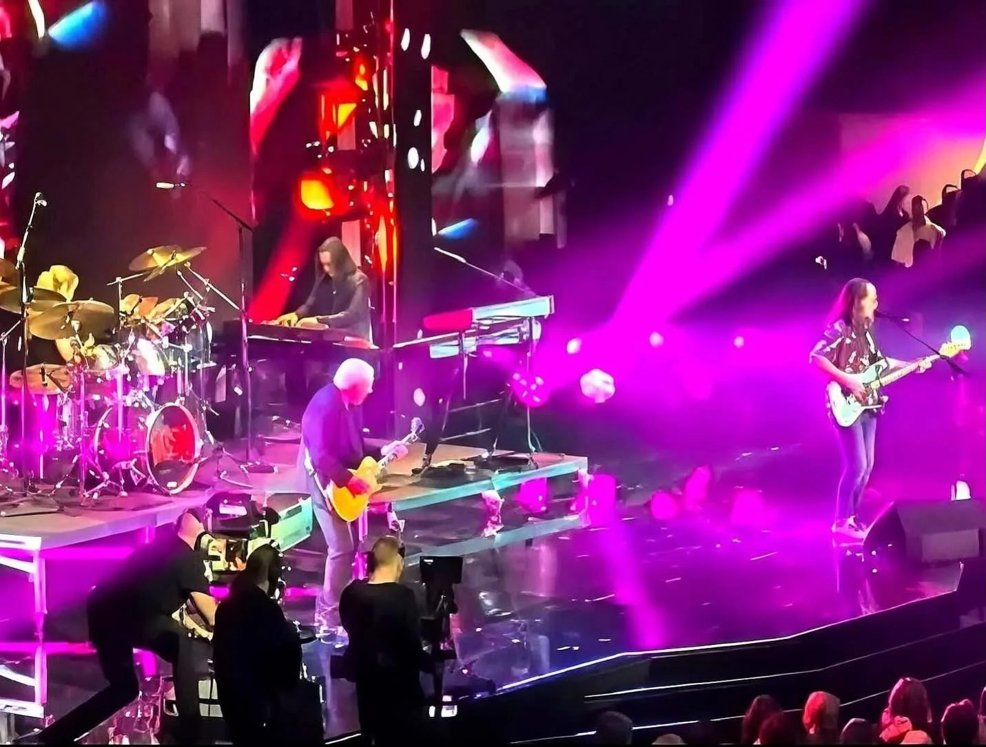 The first performance is in the books &mdash; and yes, it was a F&rsquo;n RUSH! 🎹 @thejunoawards @rush