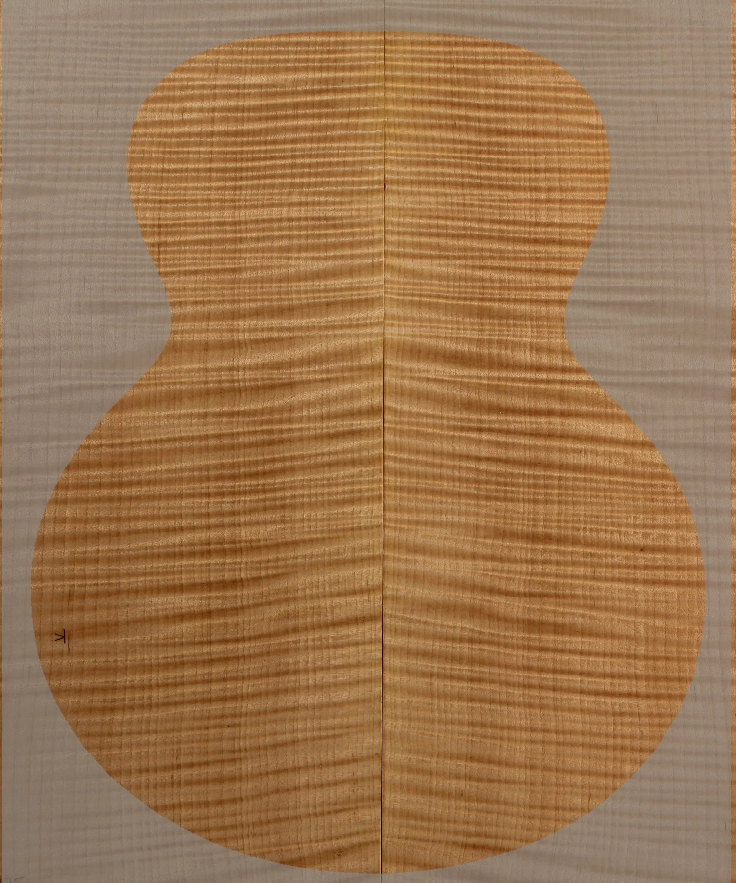 Archtop Back and Sides-Figured Maple-17"-Set 003