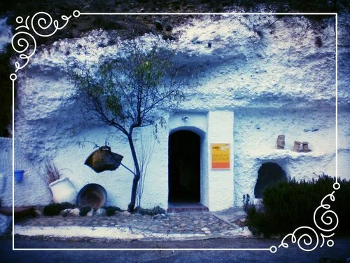 Cave-in-Granada-Spain_with_Border.jpg