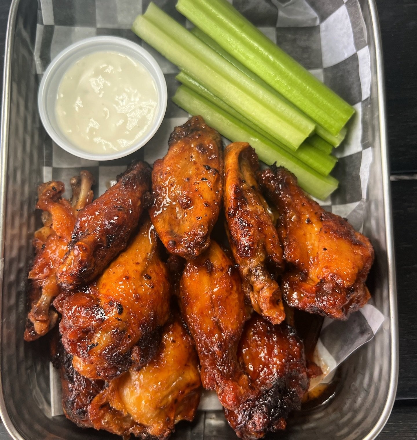 It&rsquo;s Hump Day with a wing special from 4-6pm! $1 wings during Happy Hour, $35 Surfside/Stateside buckets ALL night!

The sun is shining and the Patio is OPEN!