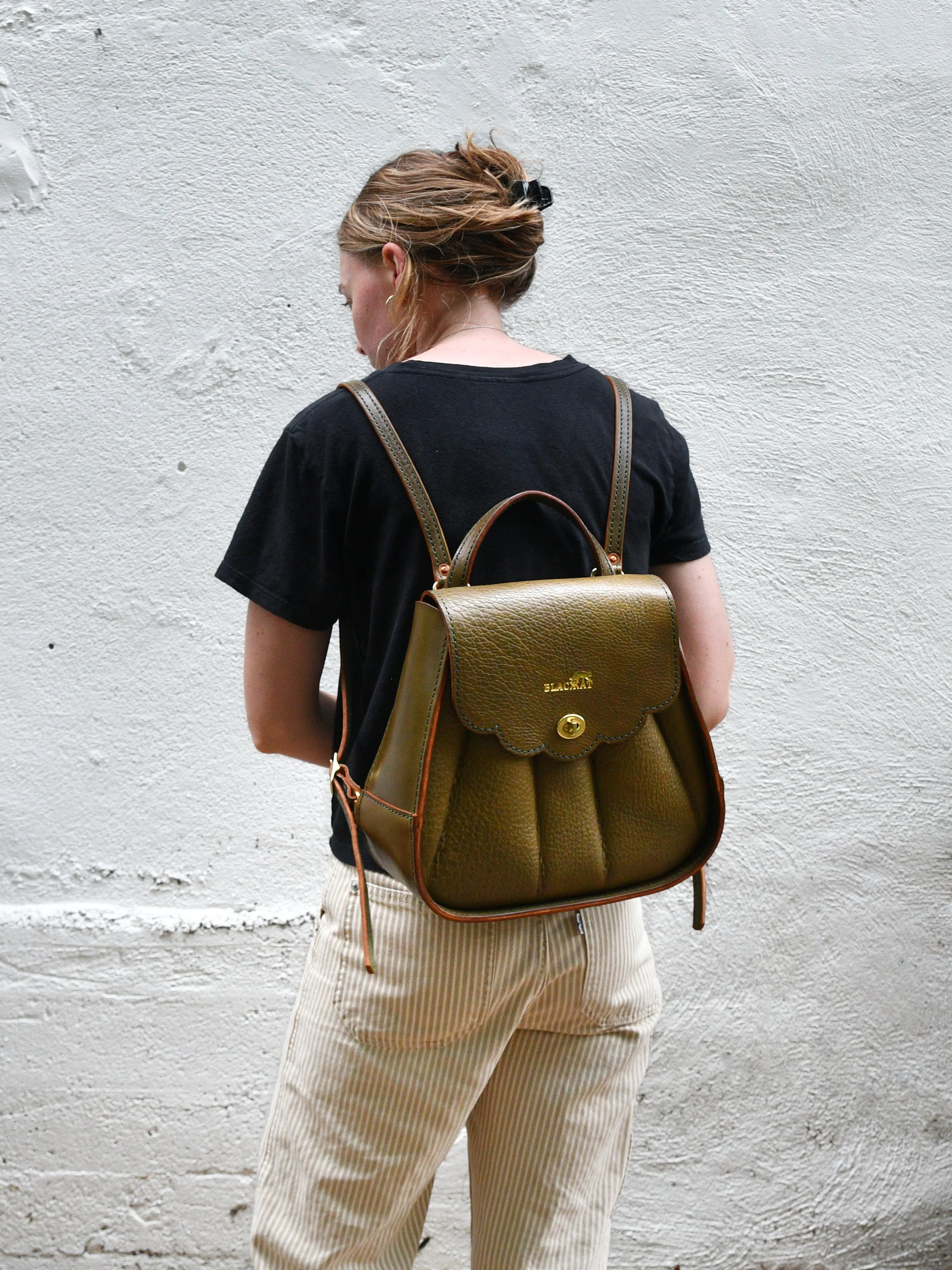 backpack.style1.jpg