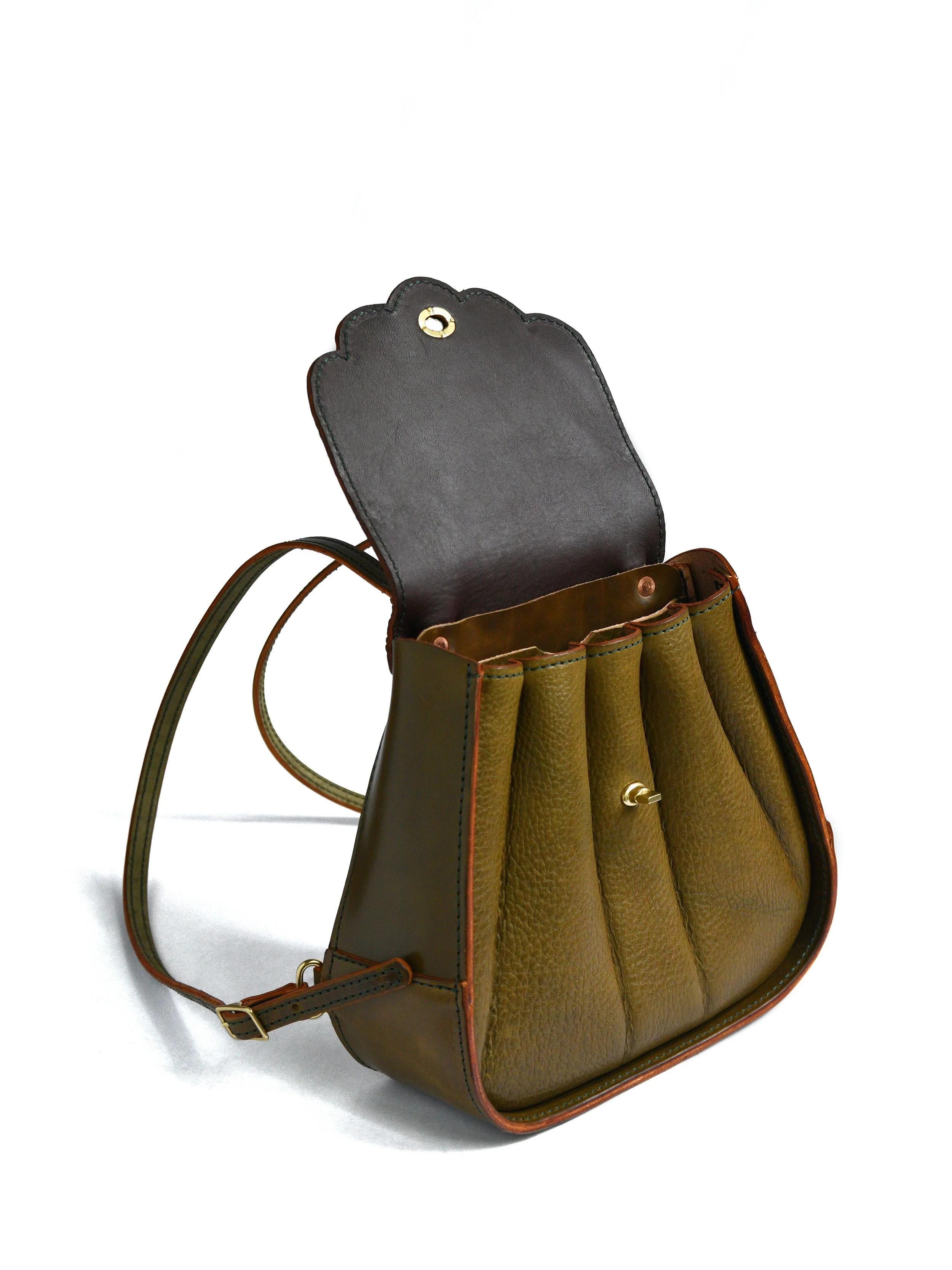 backpack.olive.3.jpg