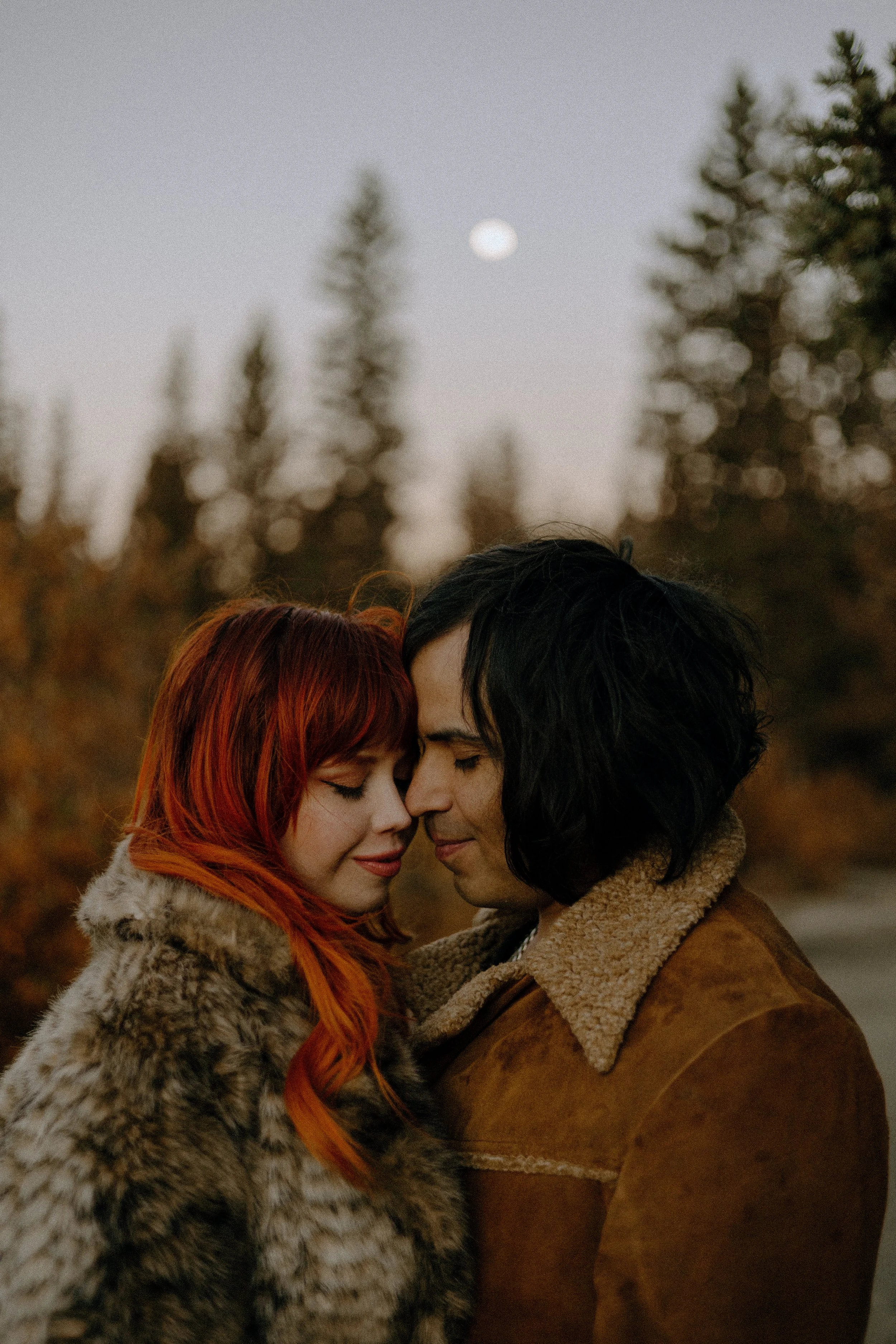 Houston & Texas Wedding & Elopement Photography – Bride and groom intimate close-up by Echo Lake Colorado.