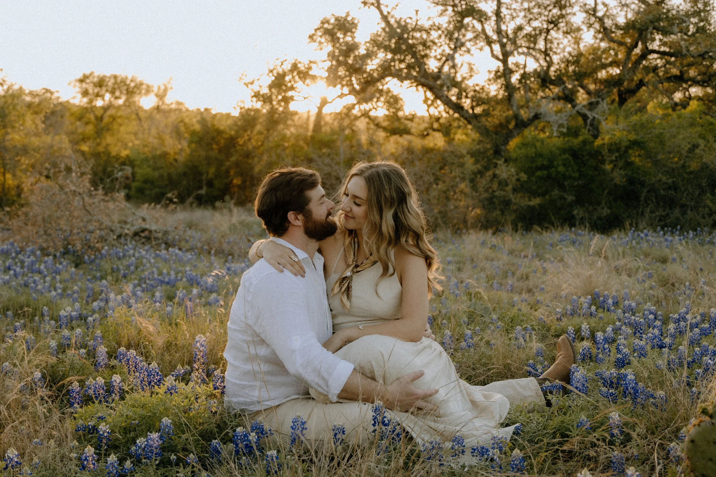 Houston & Texas Family, Couples, Newborn, Maternity, Bridal Photography – Romantic meadow portraits in Austin TX golden hour light.