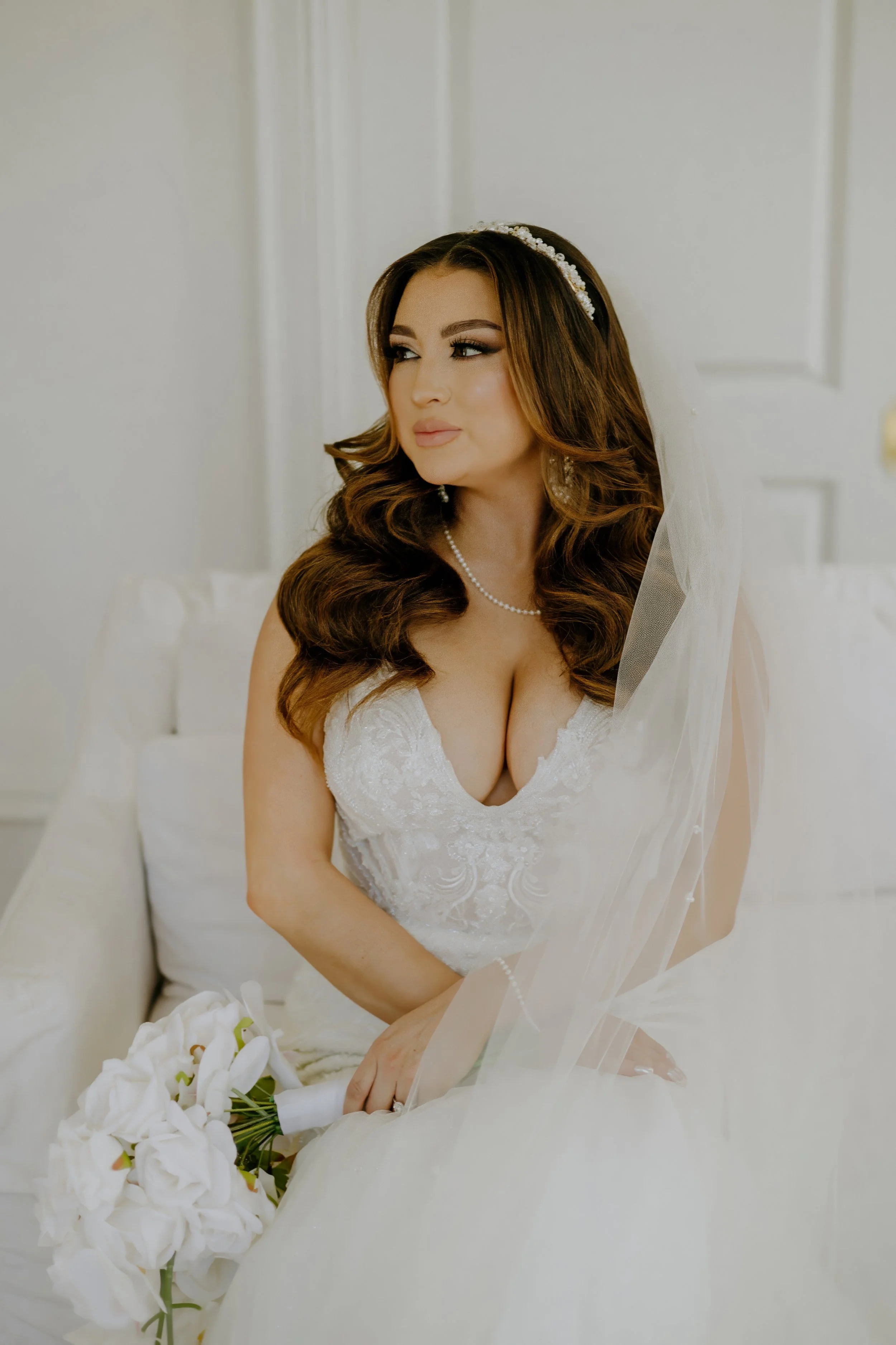Houston & Texas Family, Couples, Newborn, Maternity, Bridal Photography – Close-up of bouquet with roses and greenery, Houston.