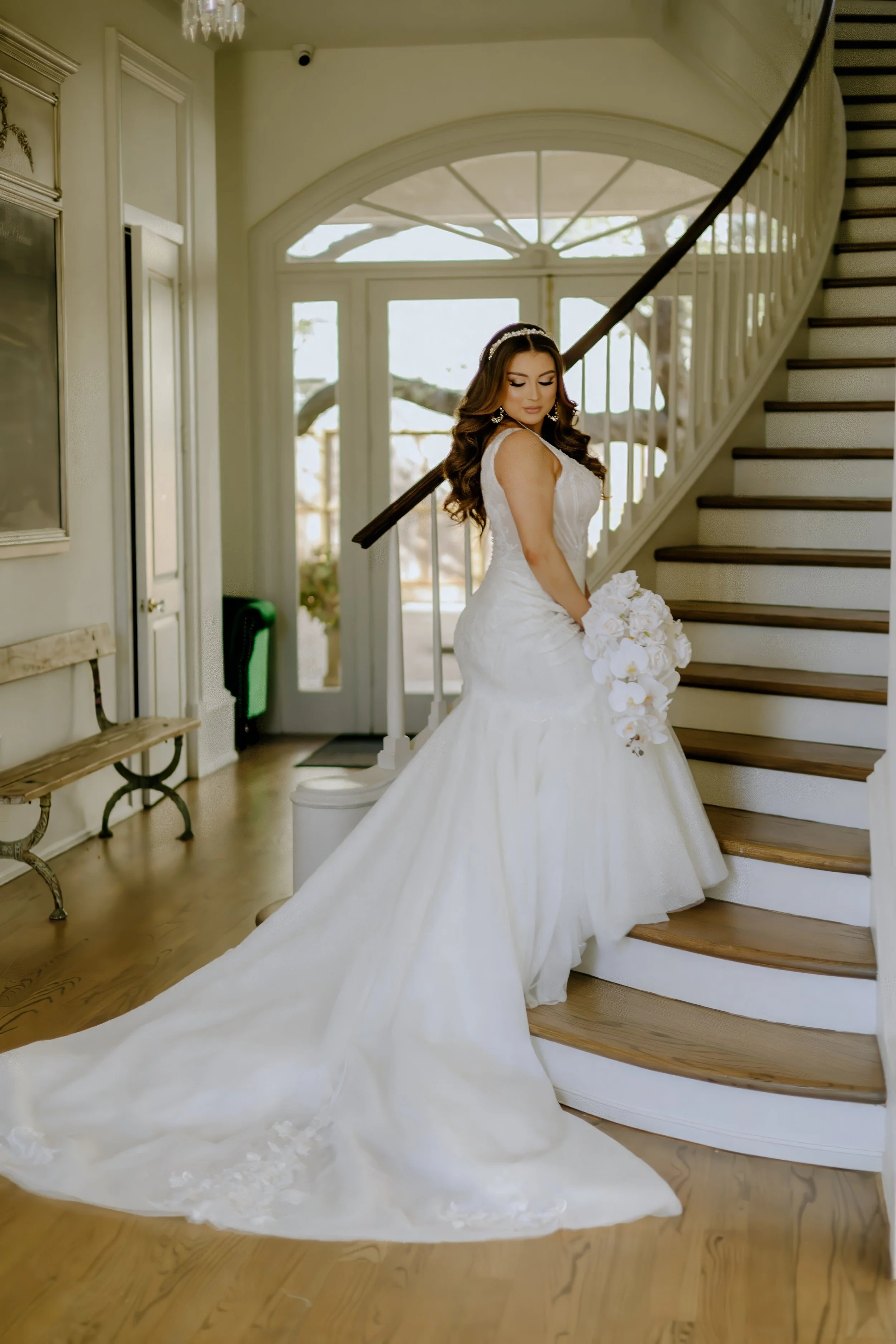 Houston & Texas Family, Couples, Newborn, Maternity, Bridal Photography – Bride holding bouquet detail, lace gown, Houston luxury studio.