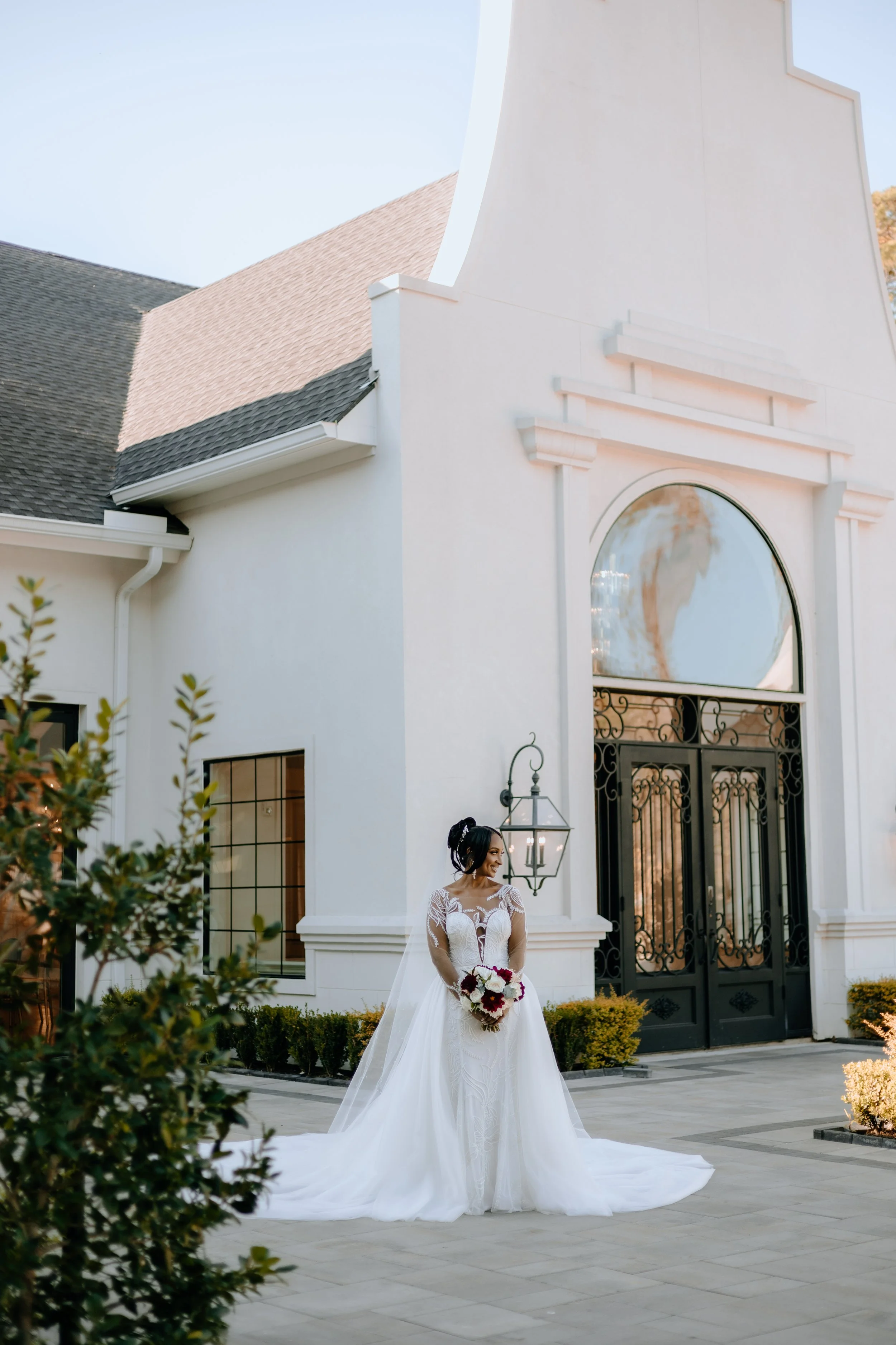 Houston & Texas Family, Couples, Newborn, Maternity, Bridal Photography – Bride walking gracefully outside Peach Orchard Venue.