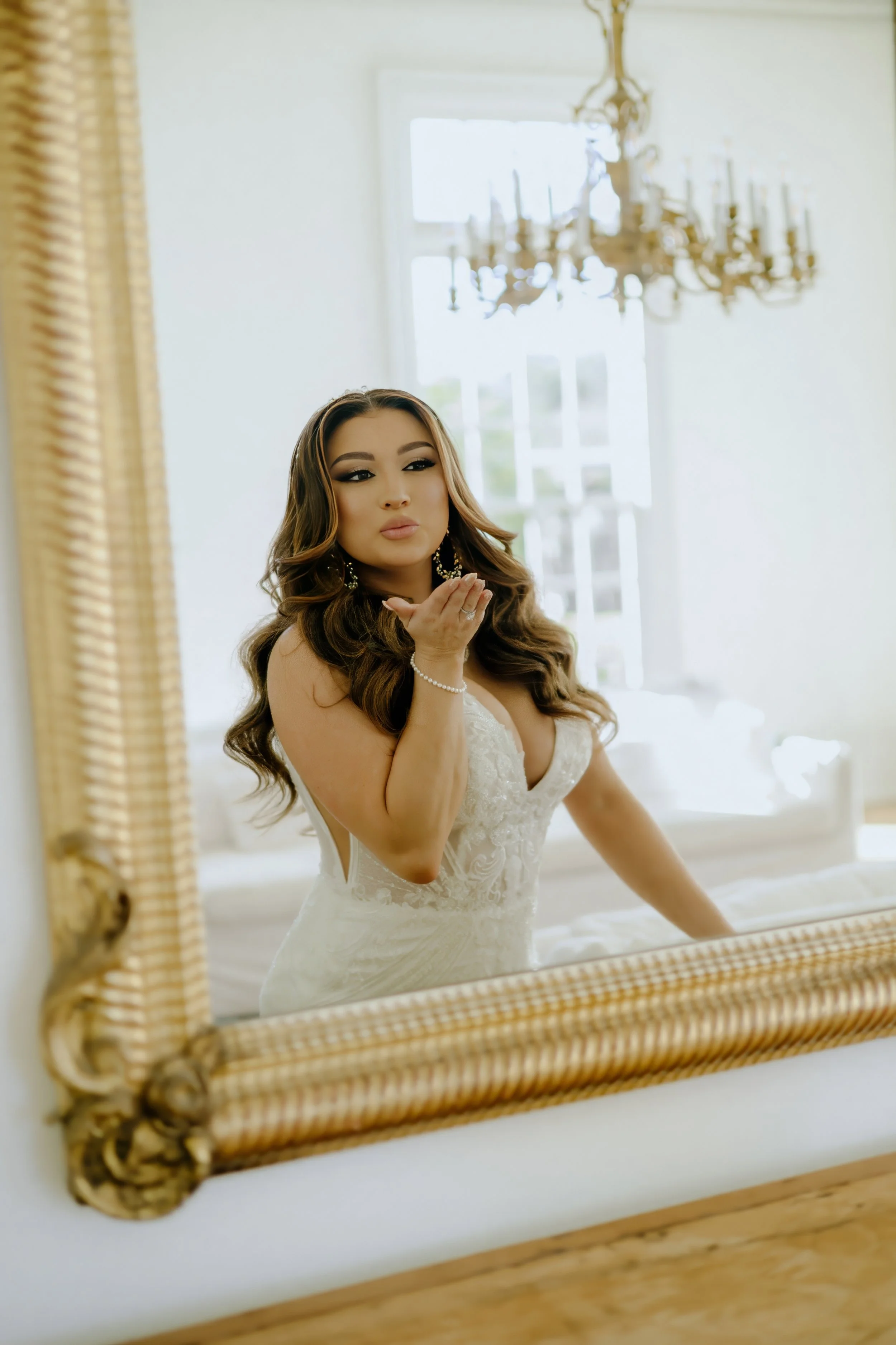 Houston & Texas Family, Couples, Newborn, Maternity, Bridal Photography – Bride descending grand staircase with sweeping gown, Houston studio.