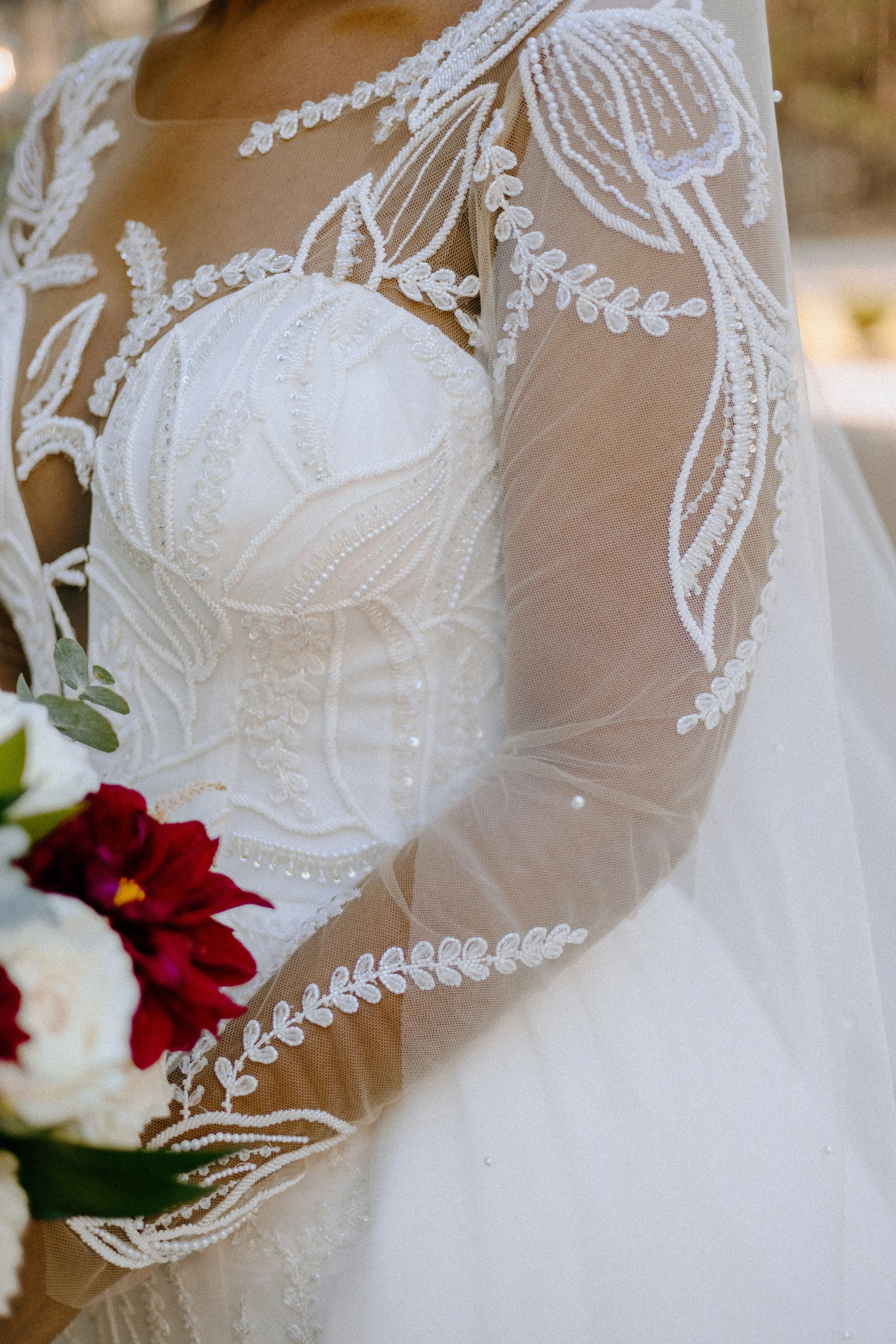 Houston & Texas Family, Couples, Newborn, Maternity, Bridal Photography – Close-up bridal gown lace and bouquet, The Woodlands TX.