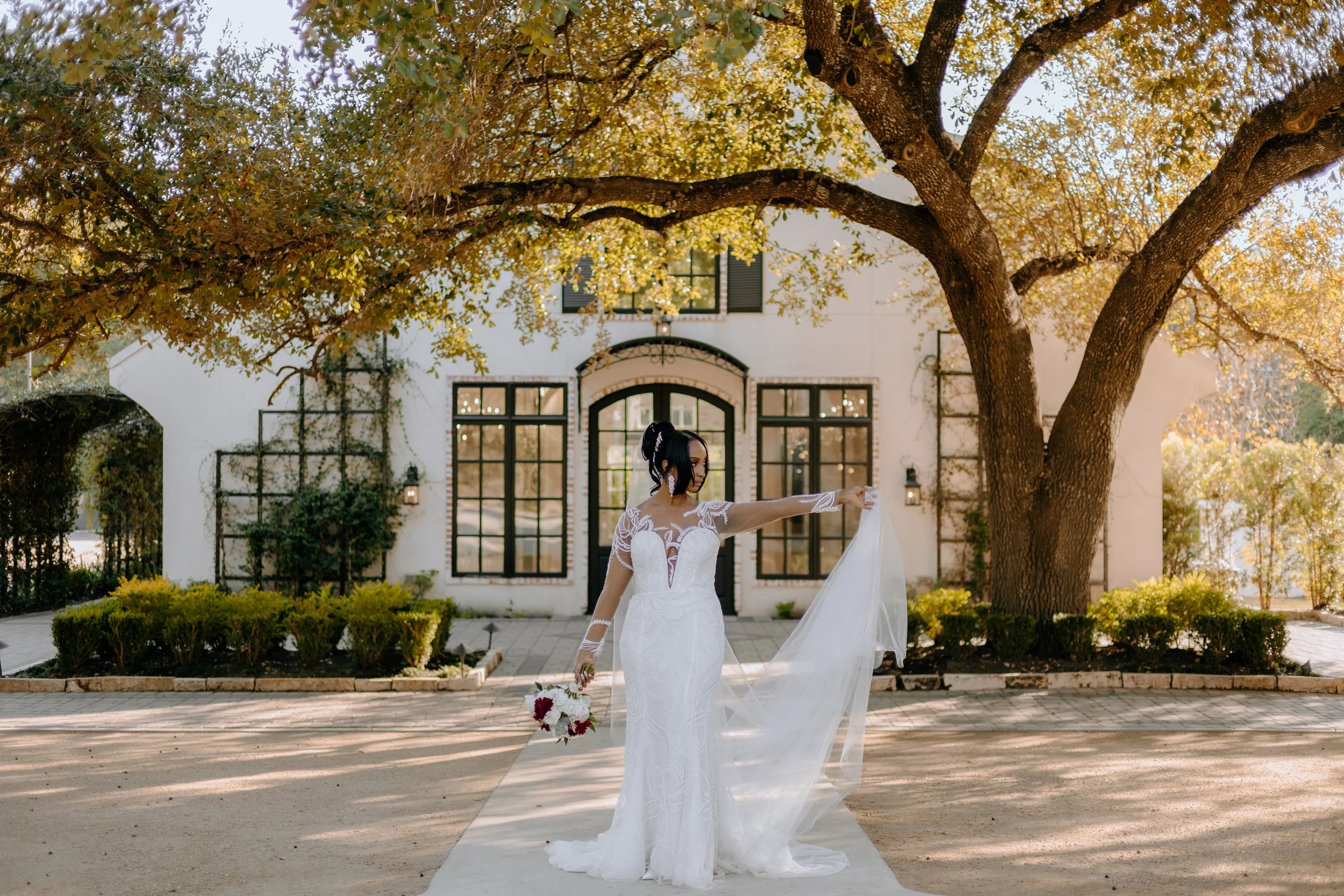 Houston & Texas Family, Couples, Newborn, Maternity, Bridal Photography – Bride walking across courtyard at The Peach Orchard.