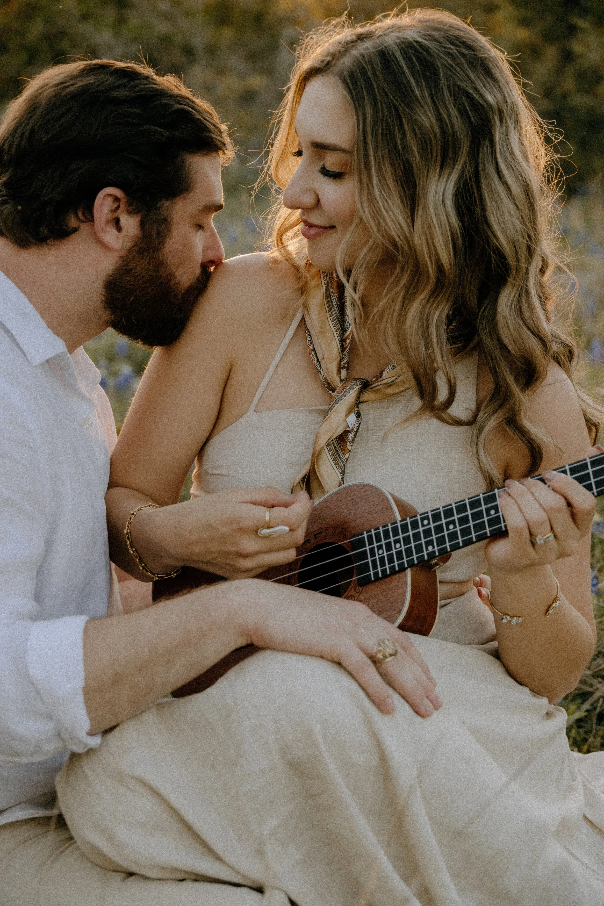 Houston & Texas Family, Couples, Newborn, Maternity, Bridal Photography – Romantic golden light couple session in Austin TX.