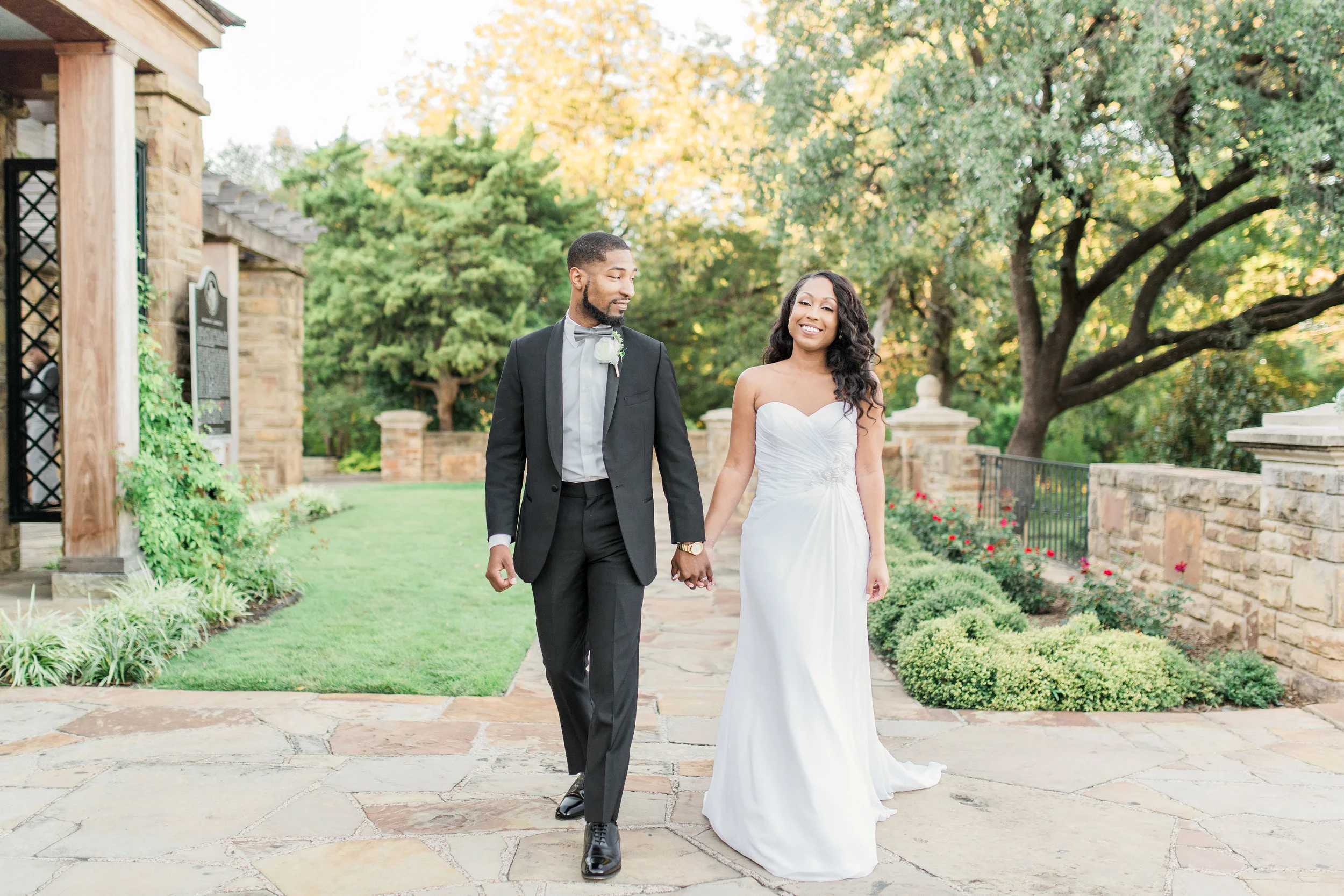 Fort Worth Botanical Gardens Wedding Pictures | Fasci Garden