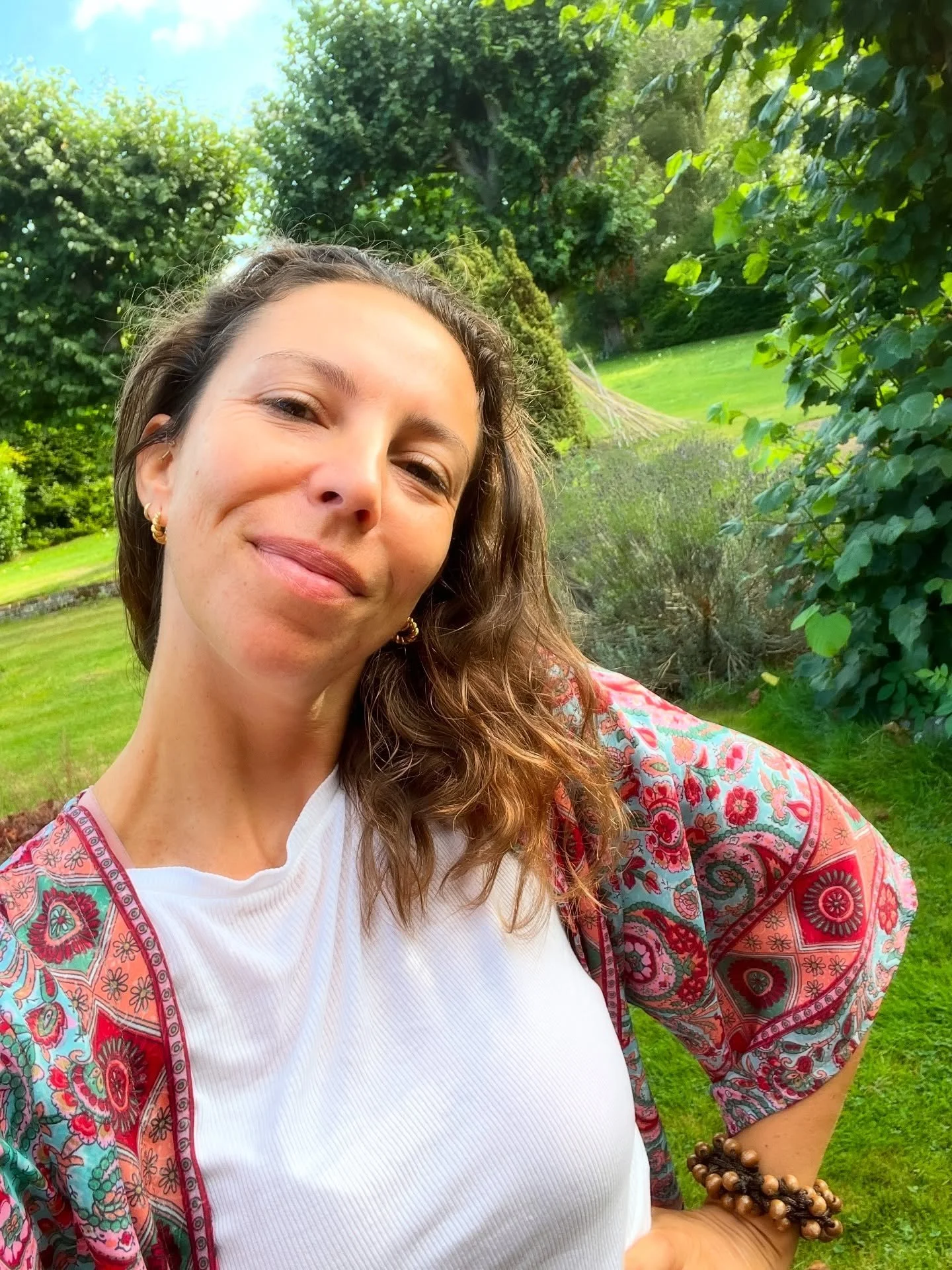 🤏 🤛 first of the month!

&amp; wow here we are 1st of September! And what a summer it&rsquo;s been. I hope you&rsquo;ve all had a good one.

The transition is real - this liminal space in between summer and autumn where you can feel these two seaso