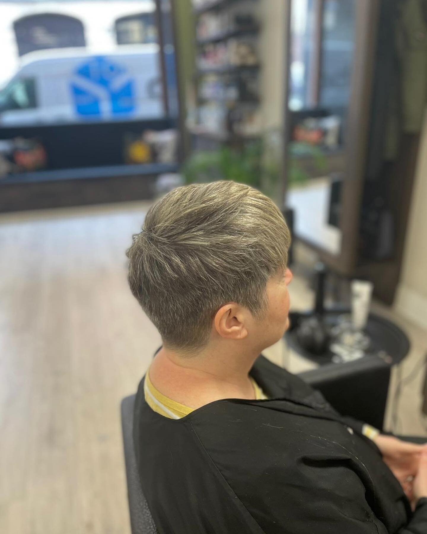 It&rsquo;s a new week for the Dot Hair team 💪

You may want to update your look, get advice from the Dot Hair experts or change your look completely. 

We&rsquo;ll be there every step of the way ✅

Book your appointment this week 👇

📱 0151 236 542