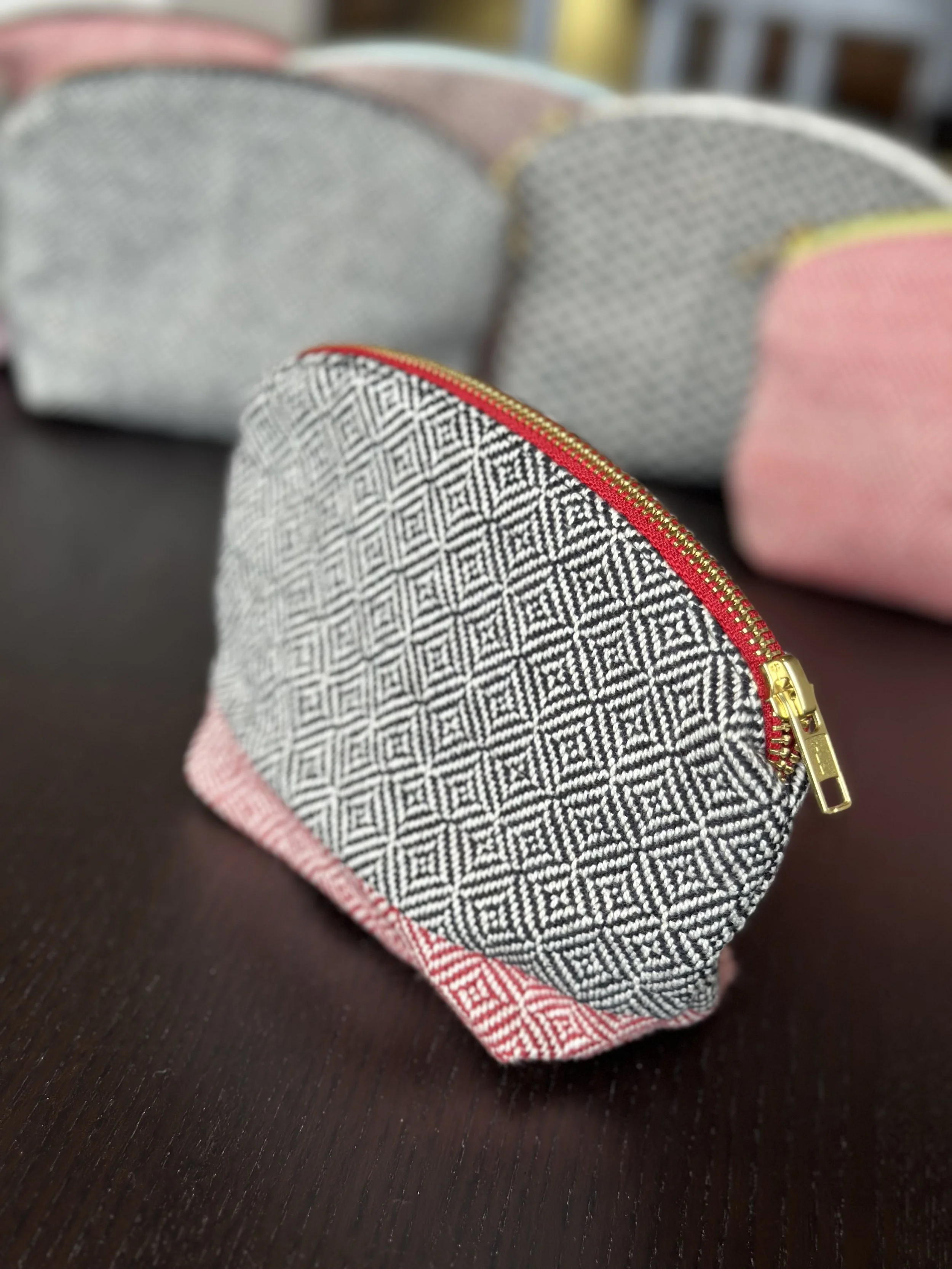 Zipper pouch red and black with red zipper