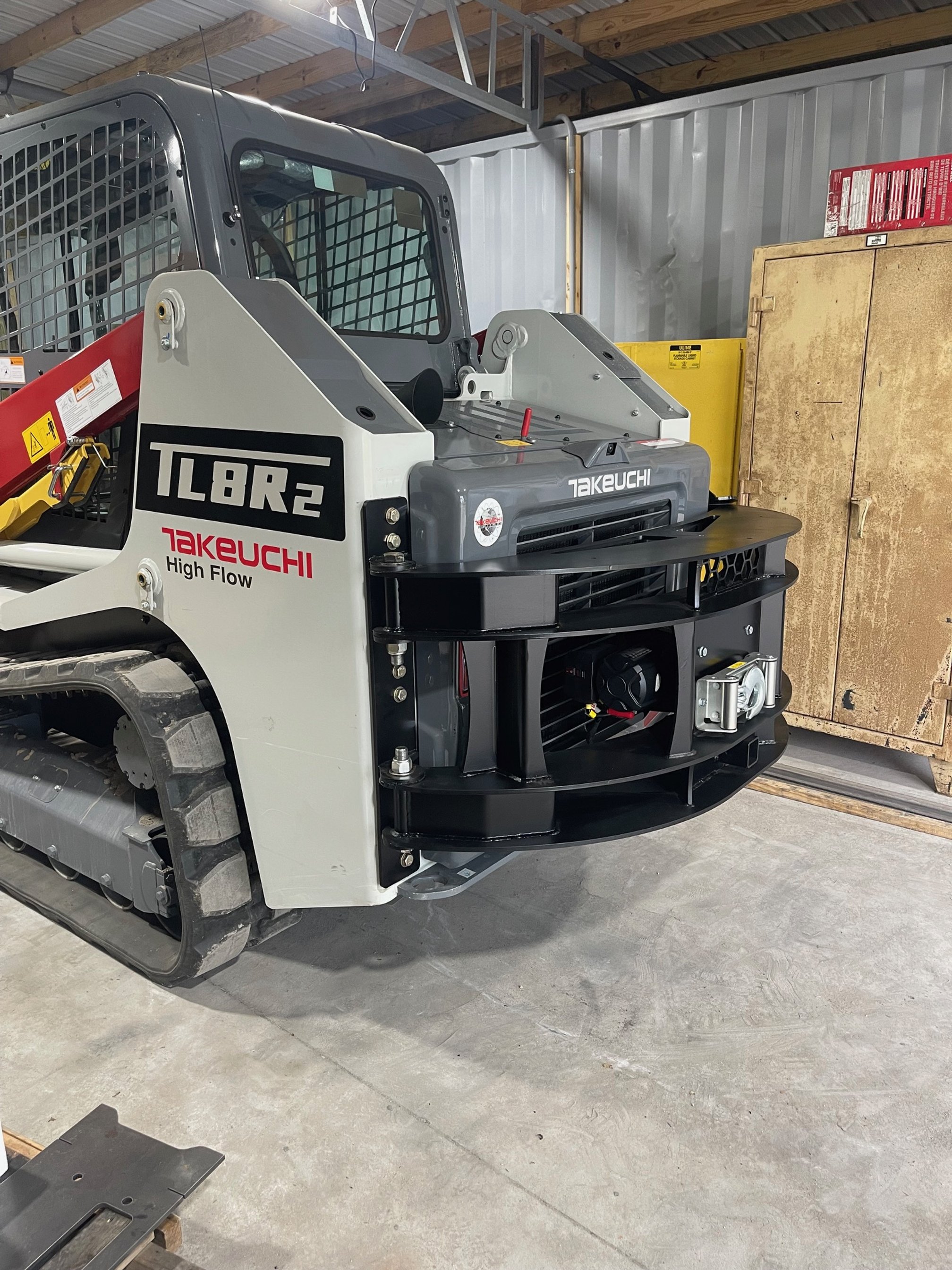 TLR8R2 bumper 2.jpg