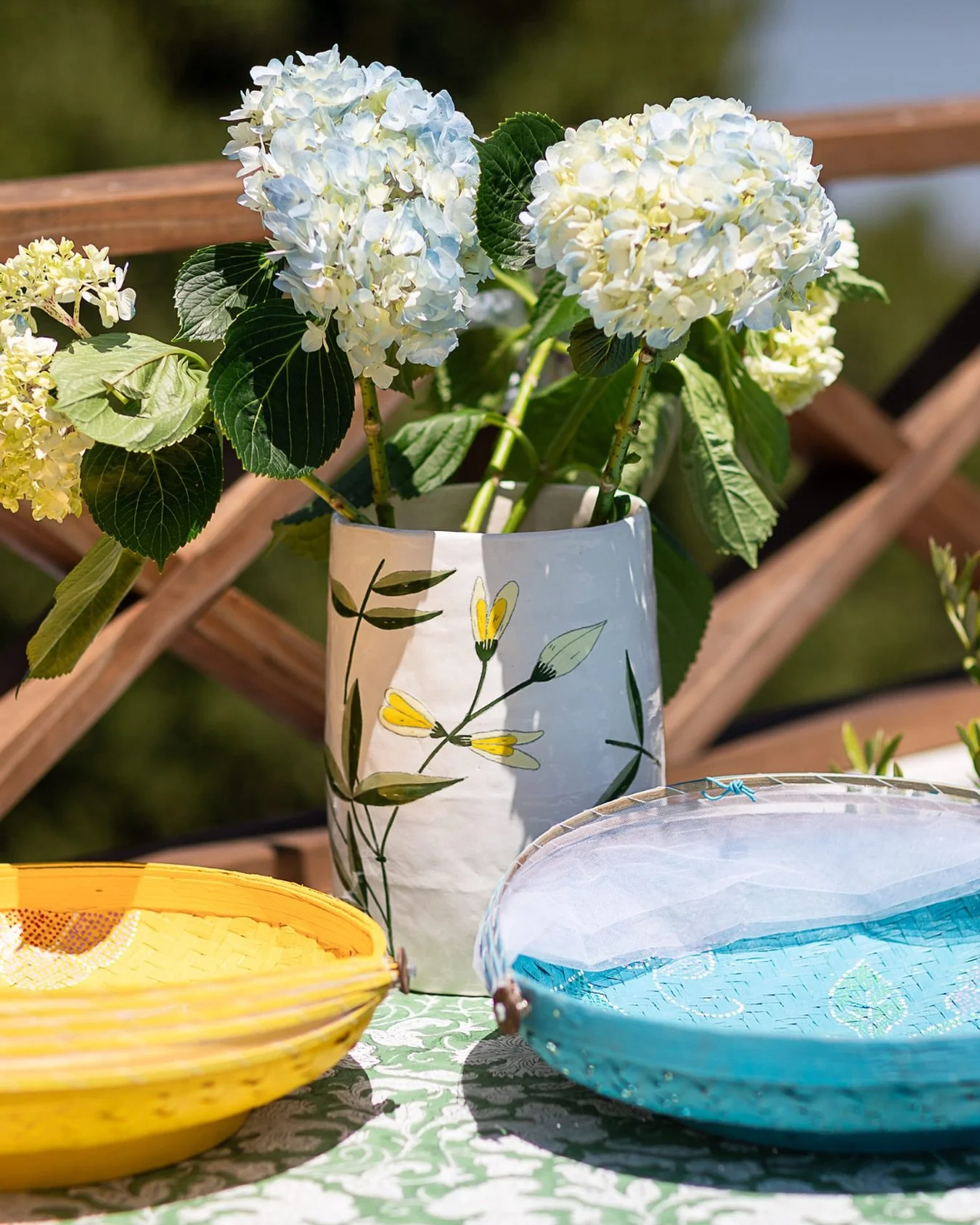 Feels like summer ☀️🕶️ #happyhillsidehacienda 

photo: @pamelacasaudoumecqphotography