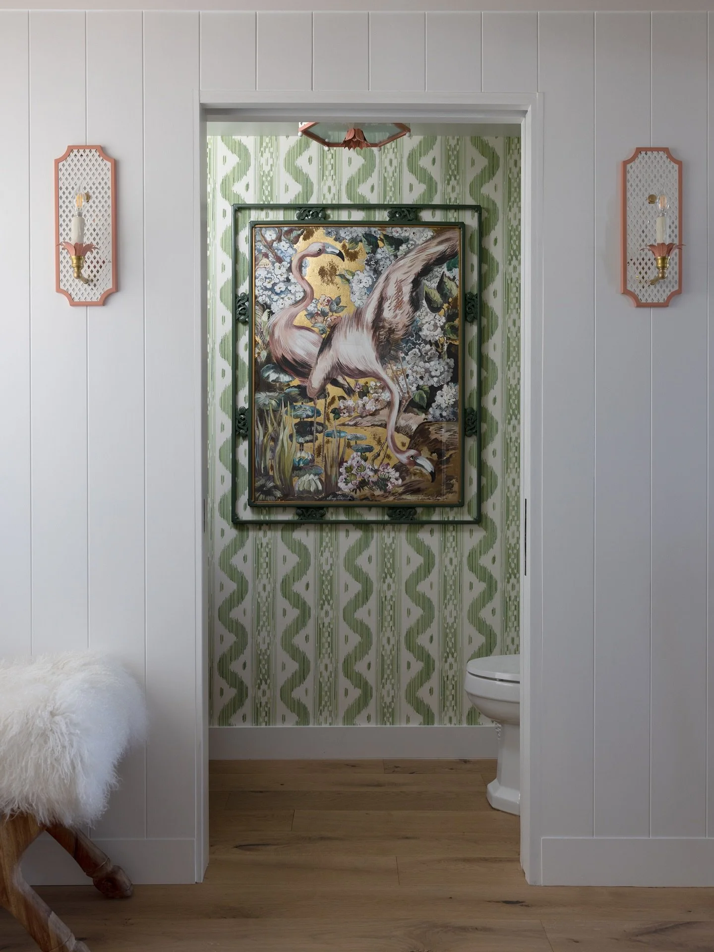 Birds of a feather 🪽

Dopamine decor is our specialty&mdash;we love sparking smiles with unexpected details EvErYwHeRe. In this #HappyHillsideHacienda powder room, it&rsquo;s about the wallpaper, purposely oversized art (framed in green, obvs), and 
