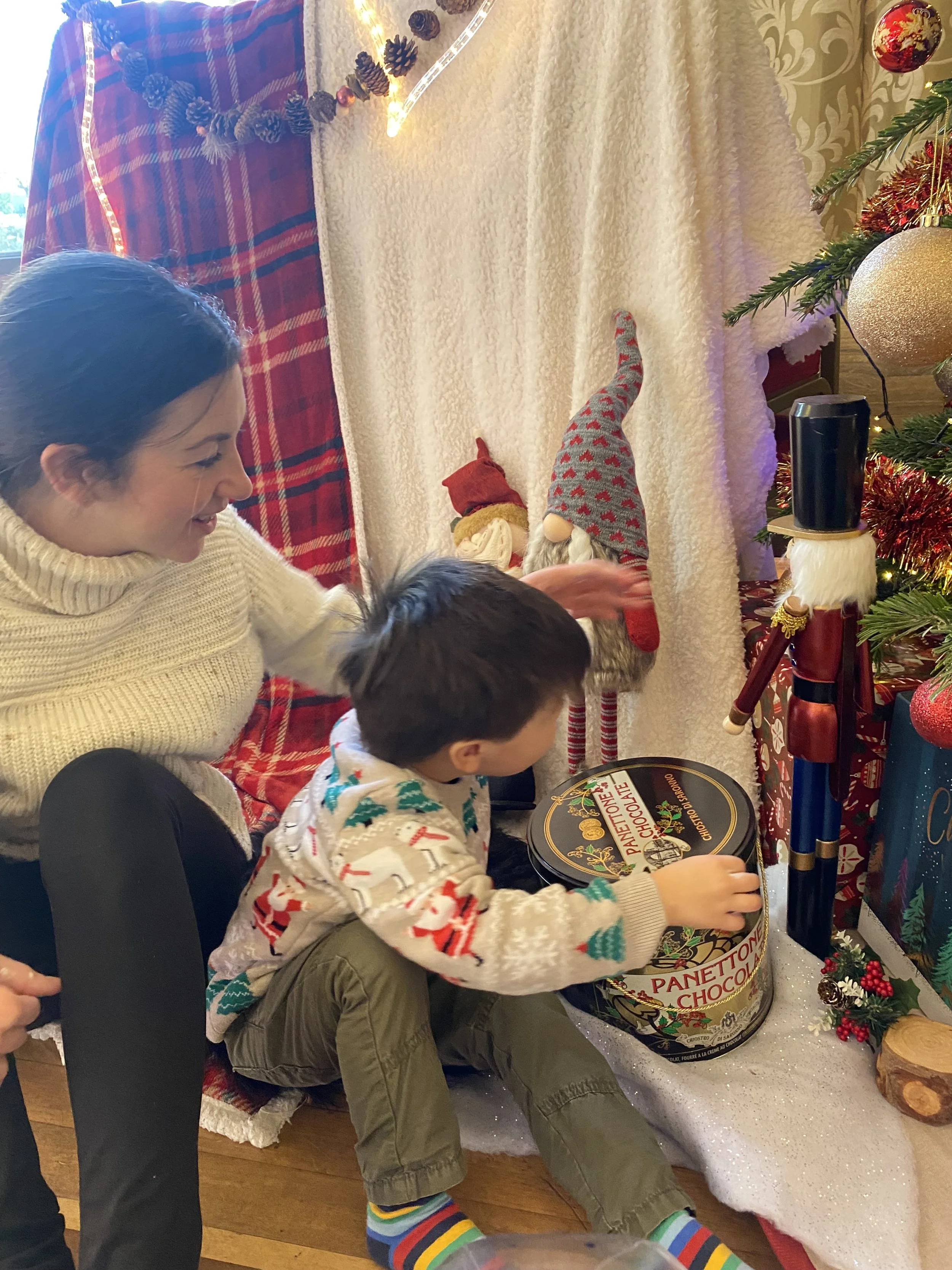christmas kids yoga24.jpeg