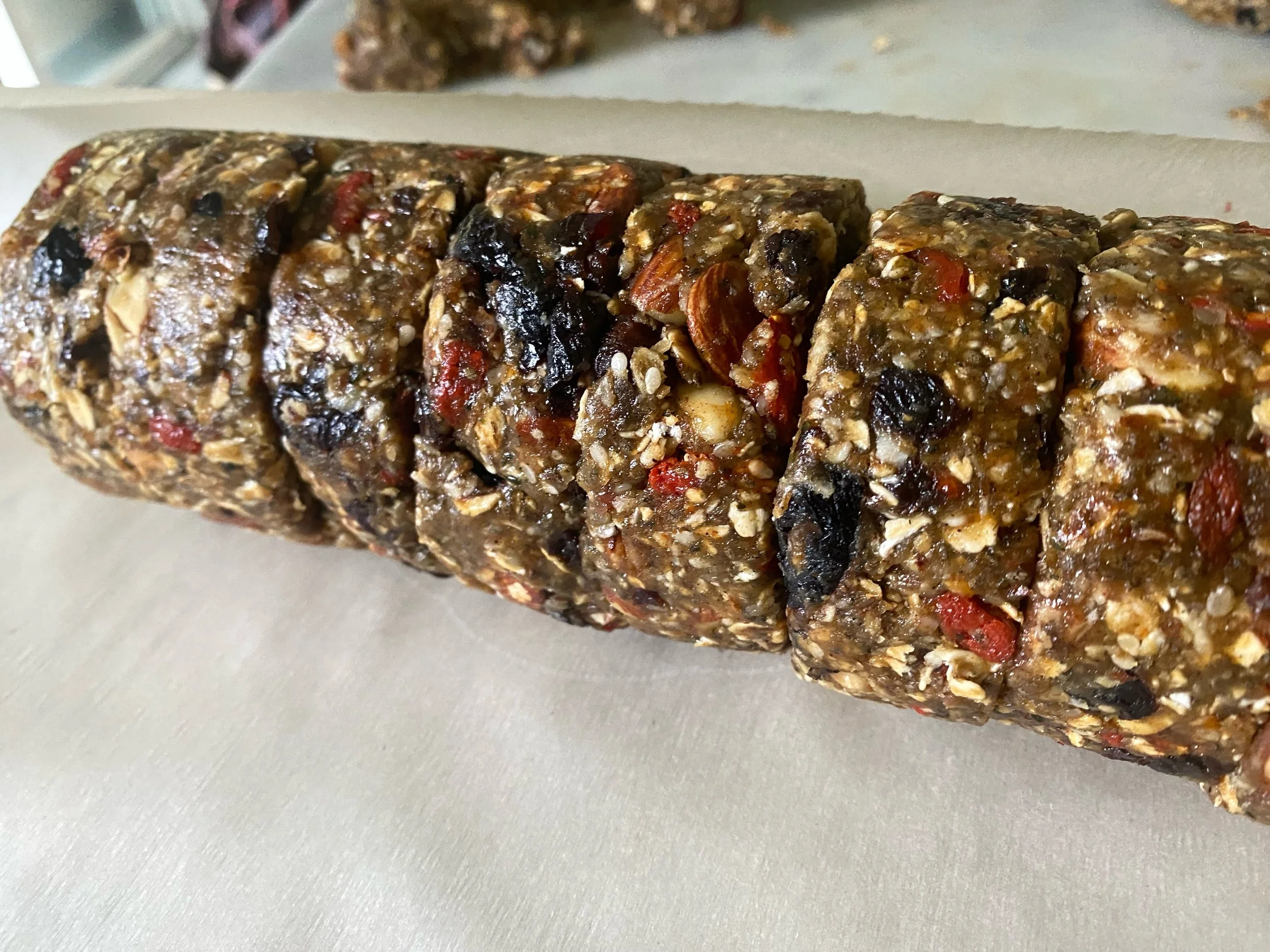 So many snacks to choose from for your best health!
High protein chewy oat cookies and granolas
88% dark chocolate
Magical Black chocolate energy bars
www.sassynotsweet.com
#eatpureenergy
#noaddedsugars
#norefinedcarbohydrates
#organicanacks
#healthy