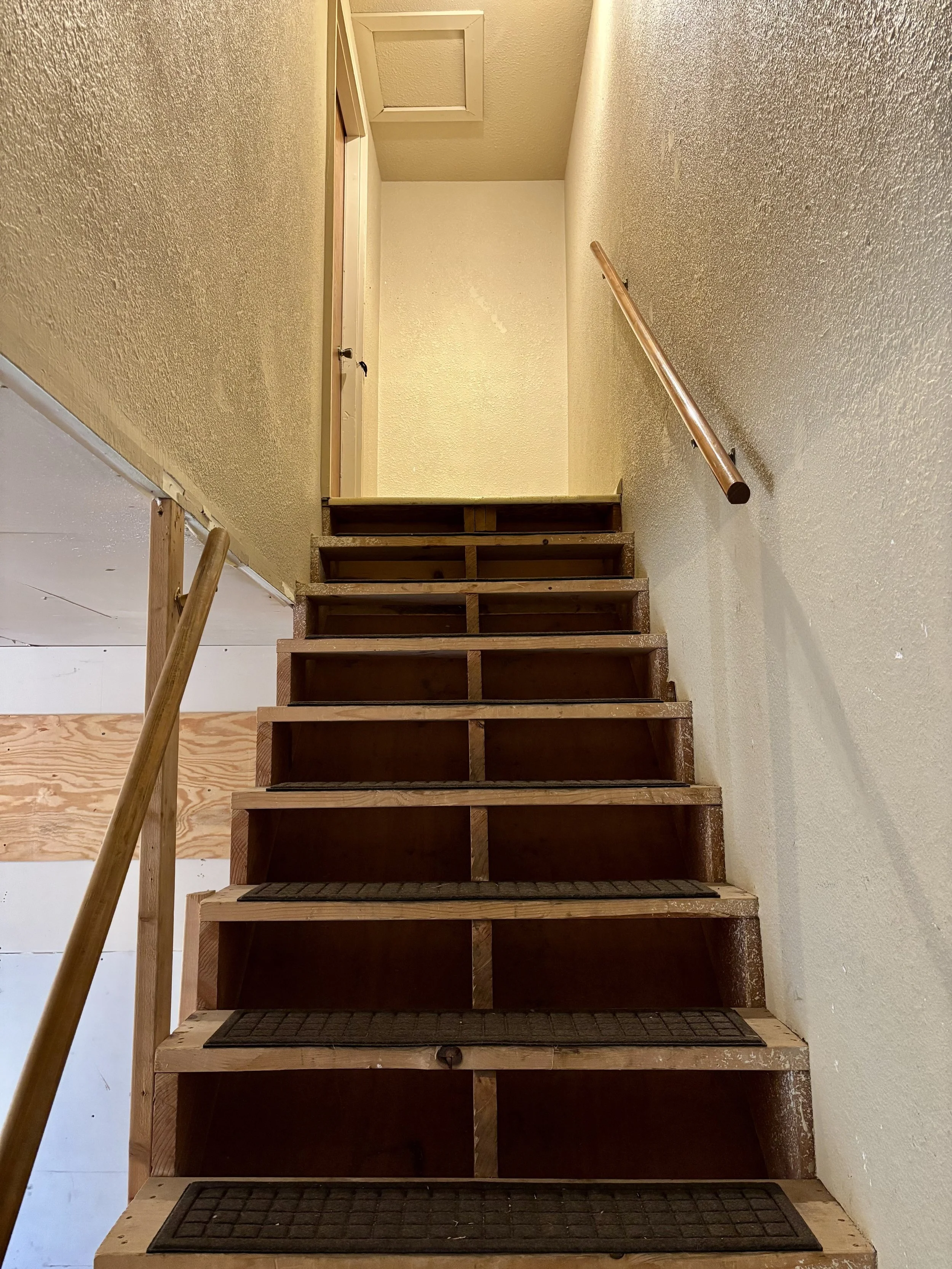 Stair Entry.jpg