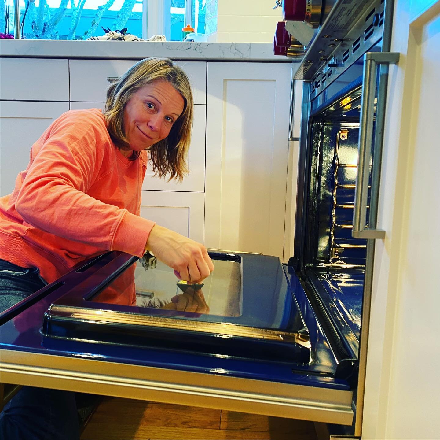 Have you ever........cleaned your oven? Yep. That&rsquo;s about as riveting as that old game is today. Alas. I never have. But today I did (yes, some days are just that exciting). 

One YouTube video + a little more elbow grease than I wanted (but st