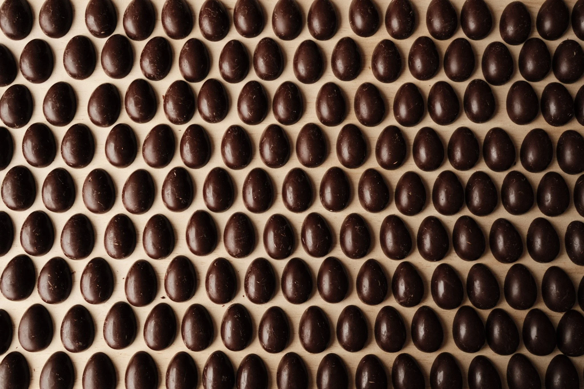 Sugar free dark chocolate sticky date pudding easter eggs