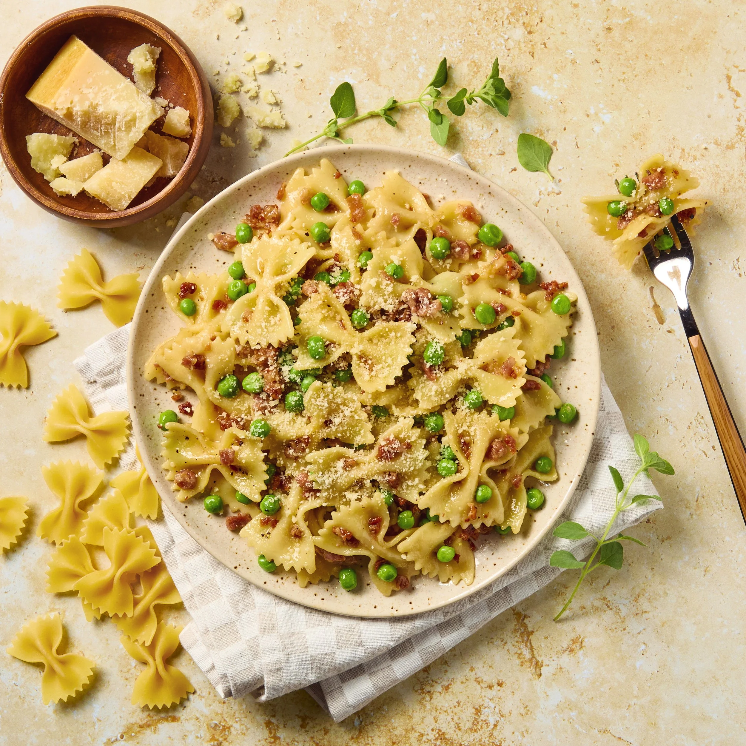 46433 - Midtown Bronze Cut Pasta ECOM_FarfalleRecipe.jpg