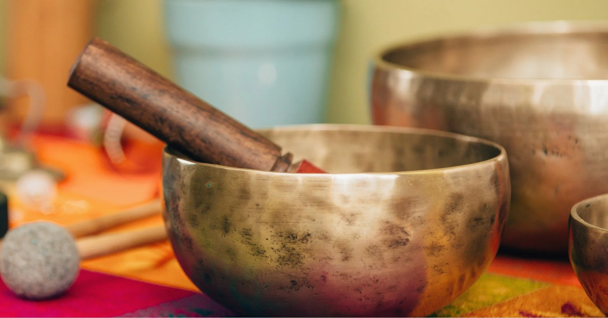 Yin Yoga + Sound Healing Workshop this Friday

What is Yin Yoga?

Yin is about finding stillness, soothing and cooling the body. We aren&rsquo;t generating heat in our bodies in our Yin Yoga postures. Instead, we settle into the cool and the dark and