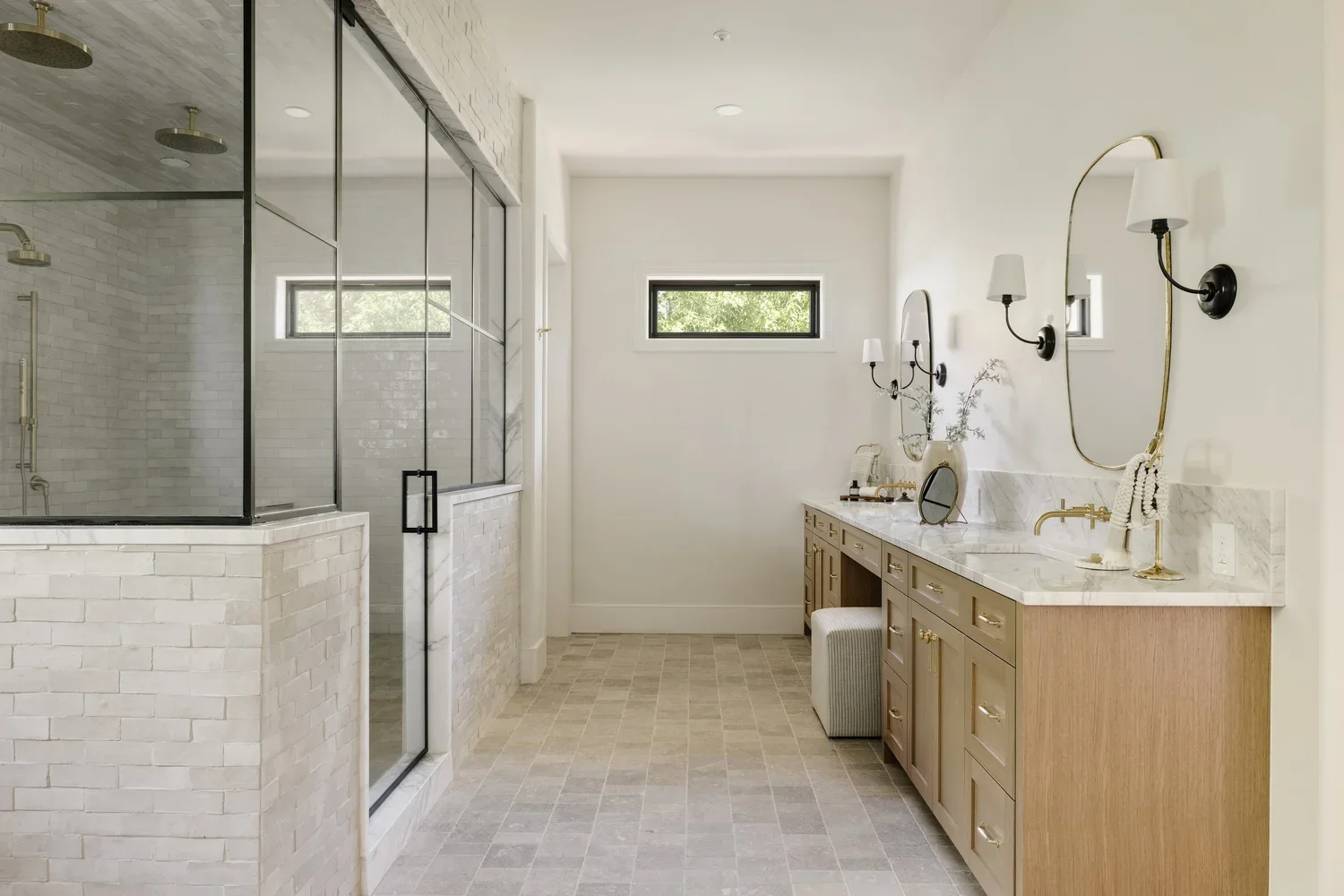 LITTLE RAVEN MASTER BATHROOOM.webp