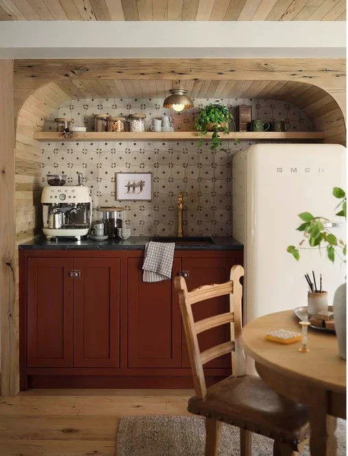 Rustic Mountain Or Lodge Style Kitchen Remodel by Three Creeks Custom Cabinets project photo 2