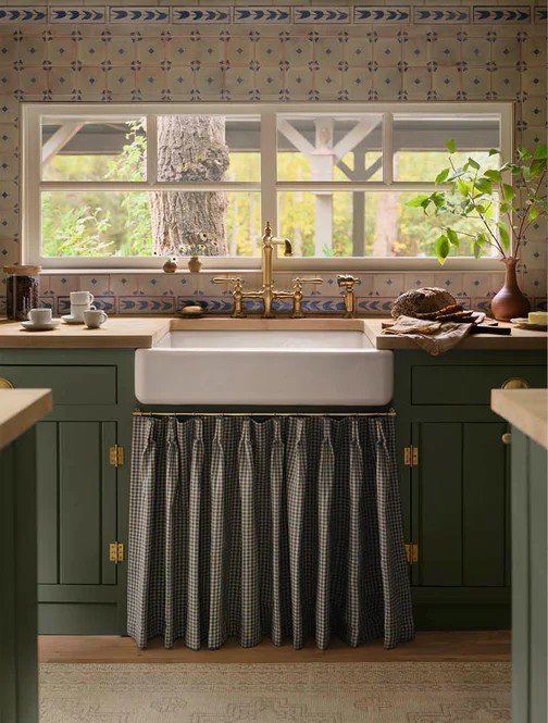 Mountain House Cottage Kitchen3.jpg