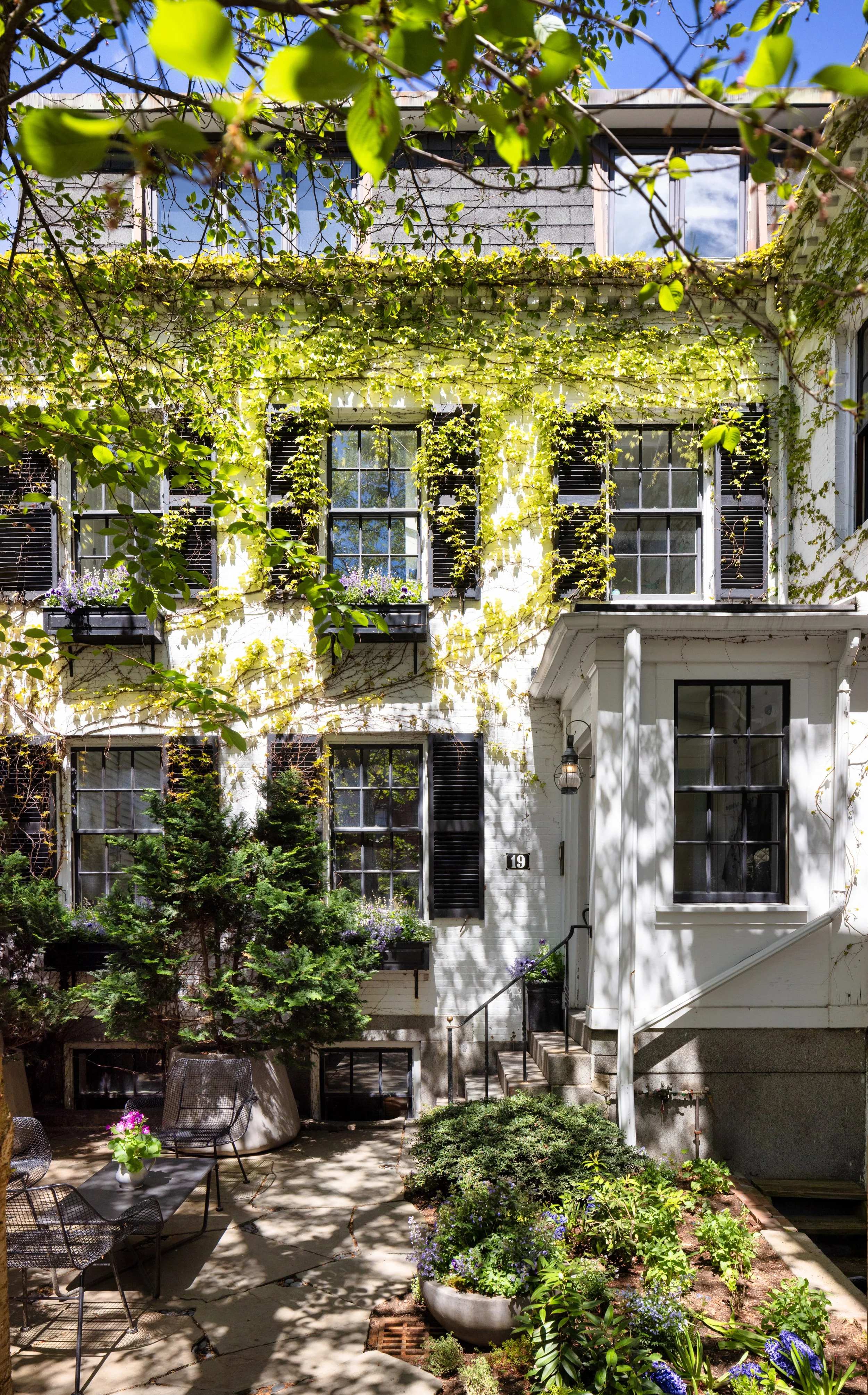 2_Exteriors_19 Pinckney.jpg