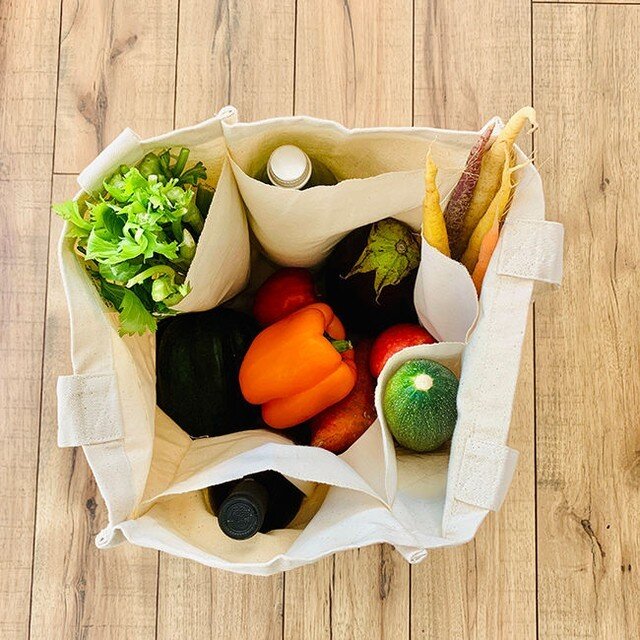 Does your tote bag have inside pockets? ✨

Anahi, Founder of @worthypicks_lifestyle says, &quot;I always wanted a tote bag that had compartments to organize my tall vegetables, olive oil, and of course&hellip;WINE!&quot;

So, the Worthy Picks organic