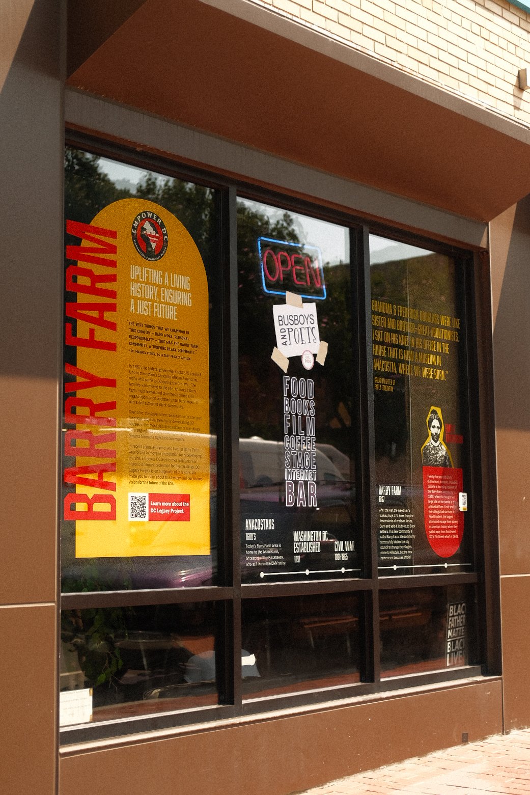 EXHIBITION DESIGN//BUSBOYS AND POETS