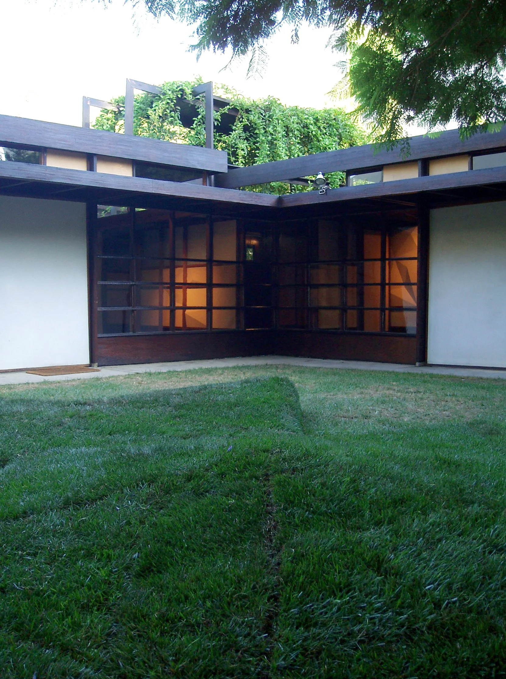 schindlertryangeles_26.jpg