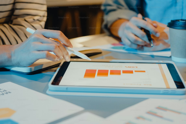 Influence, AI &amp; Overload: The New Rules of Marketing in 2026