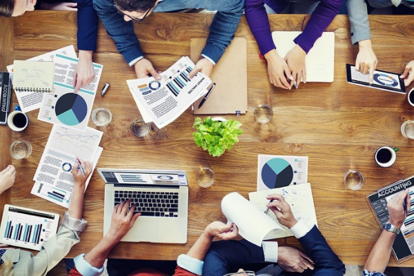 Marketing’s AI Shift: Meta, Google &amp; Netflix Drive Record Ad Growth