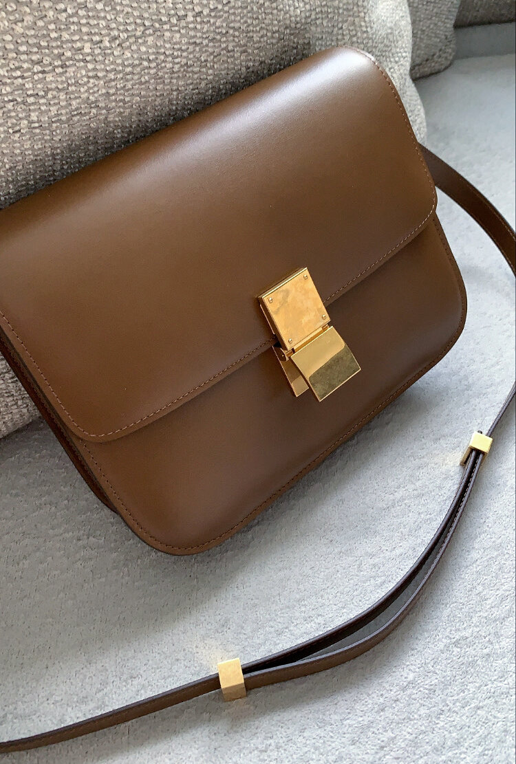 celine box caramel