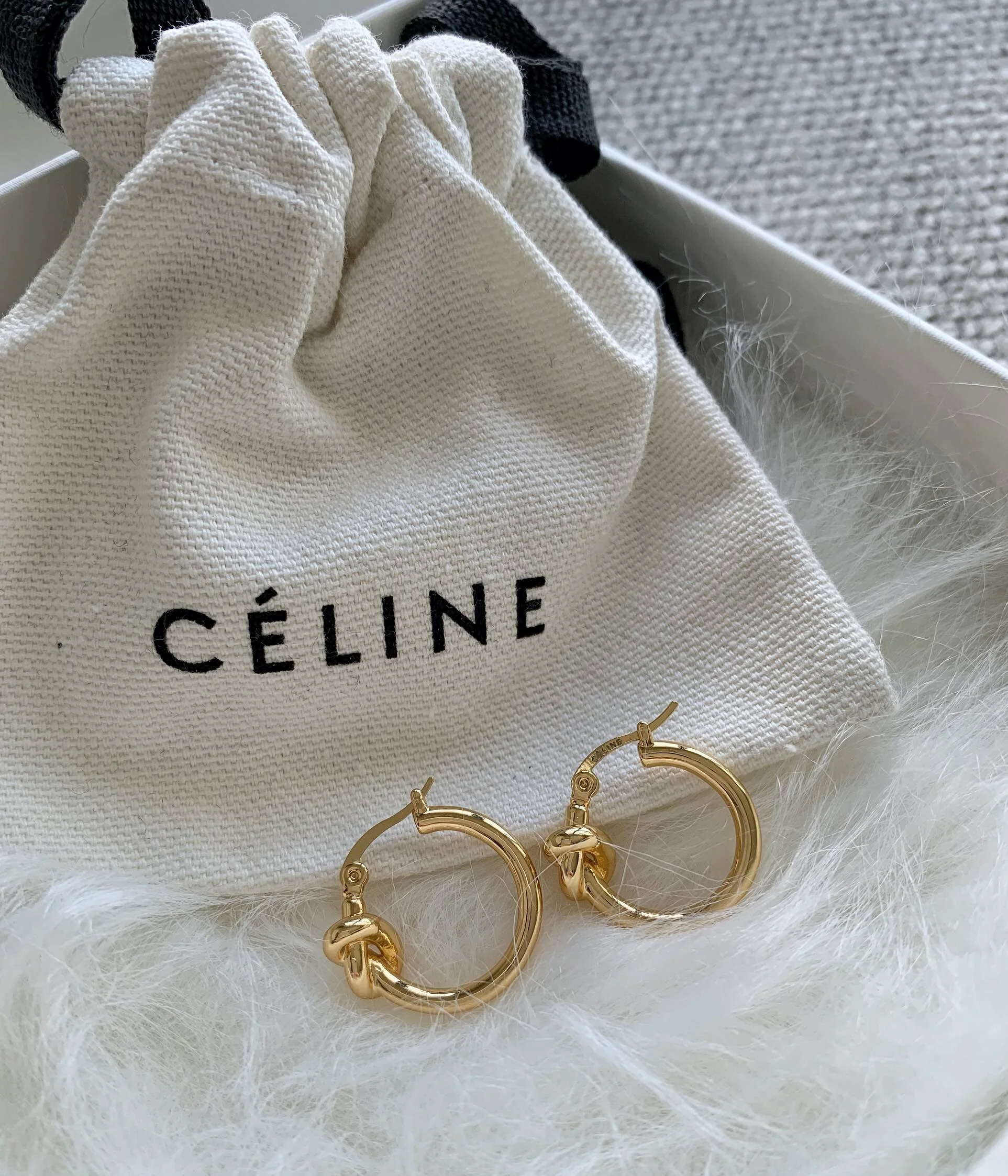 celine the knot