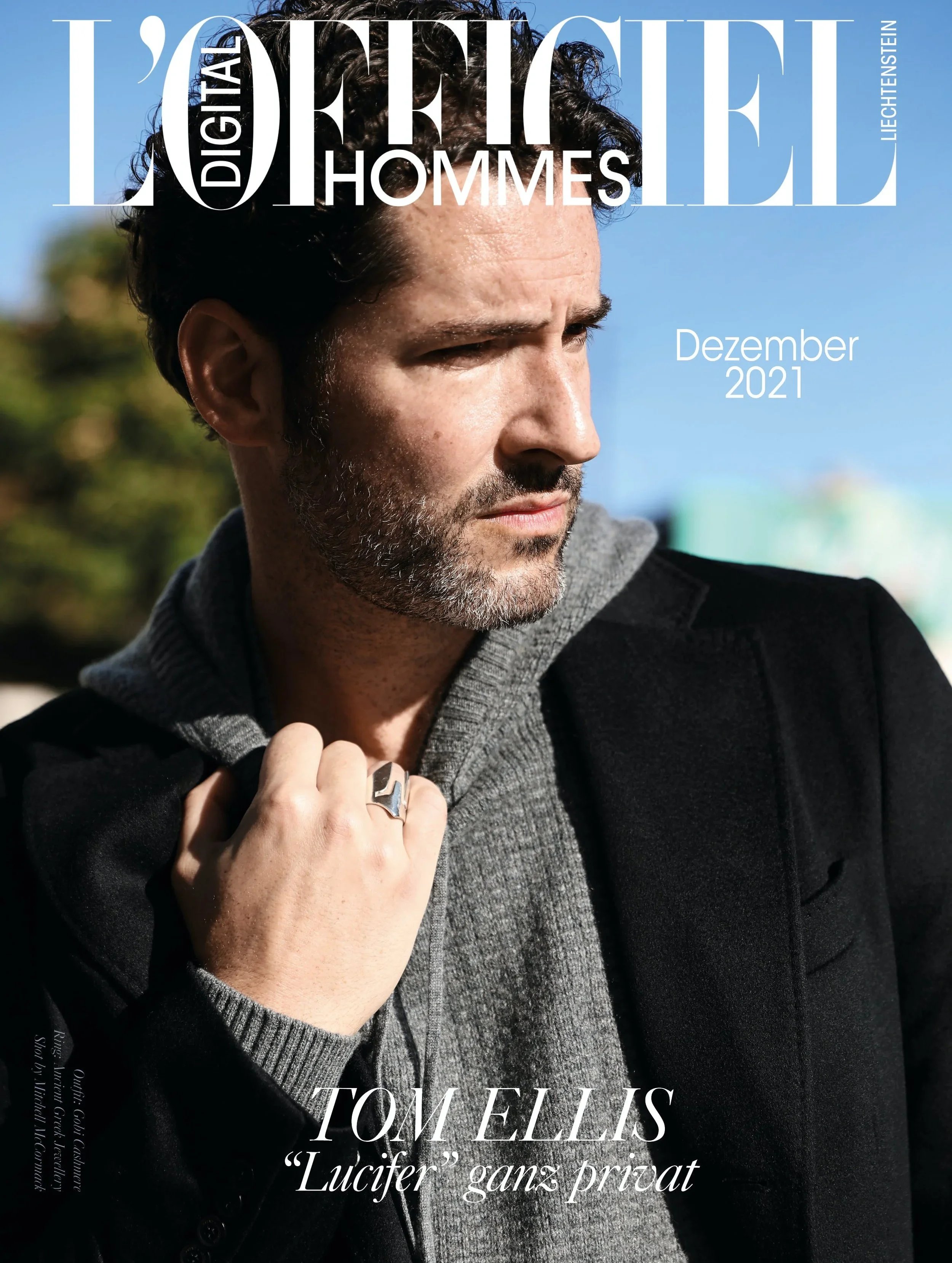 1637919791-lofficielhommesdigitalcoverdezember.jpg.webp