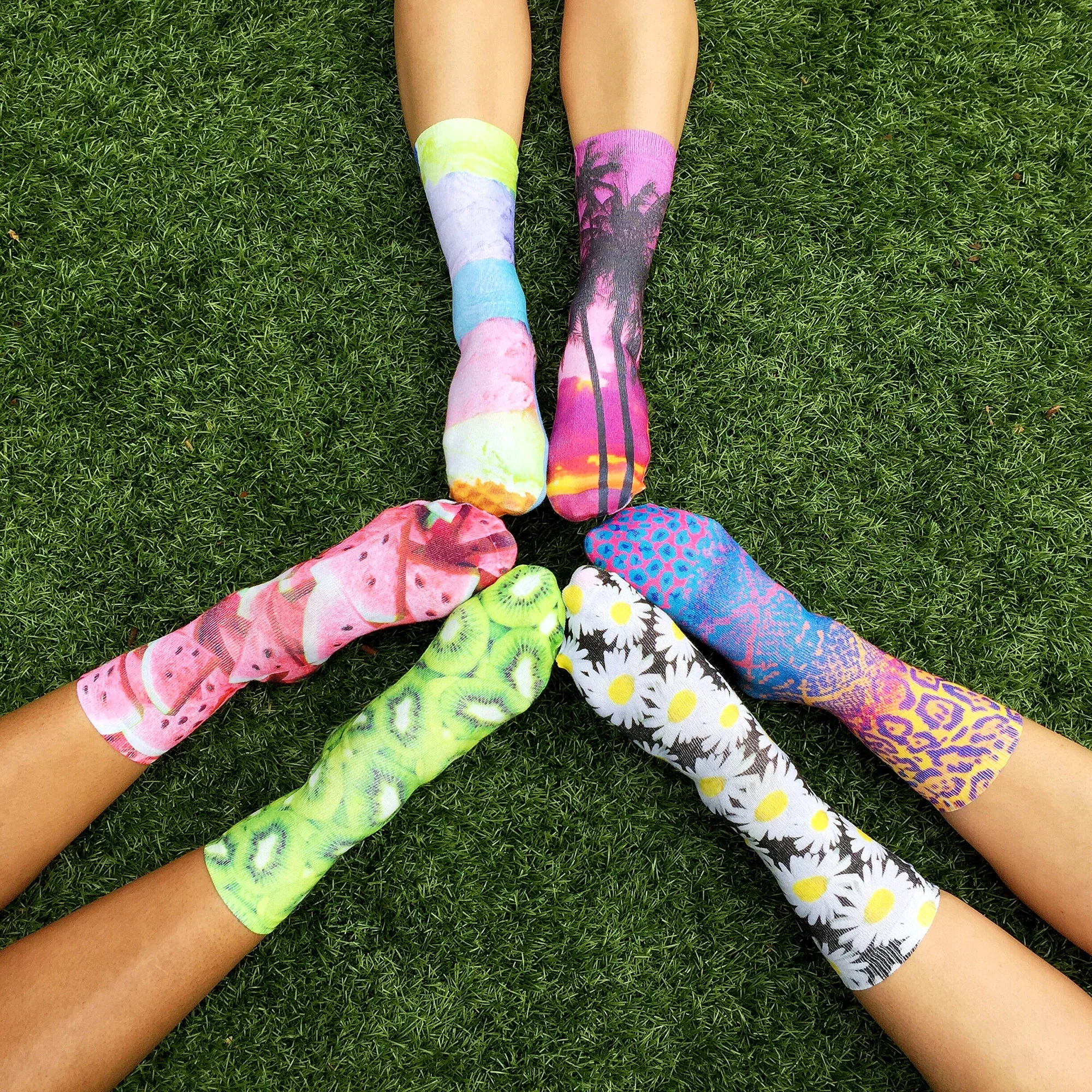 KD_socks_ddgd7i.webp