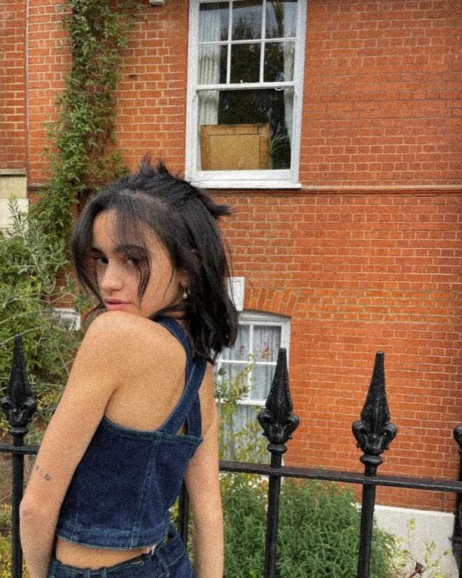 My second single is coming out this Friday the 25th and I can't wait for you to hear it hehehe!!! 🥳 Pre Save link for Take You With Me in bio xx so so excited ♡ here is a post haircut photoshoot completely out of context