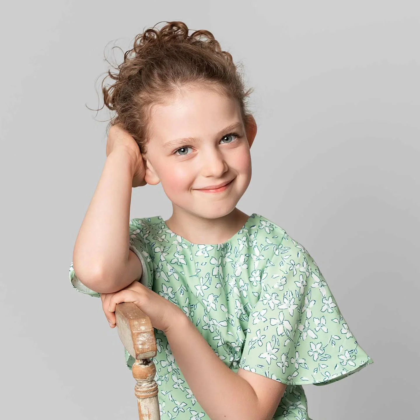 Professional photo shoots aren't just for your newborn. Capturing your child as they grow is just as magical.

#professionalimage #professionalstudio #professionalportraits #daughter #daughterlove #mybabyforever #studioshoot #memoriesforlife #magicmo