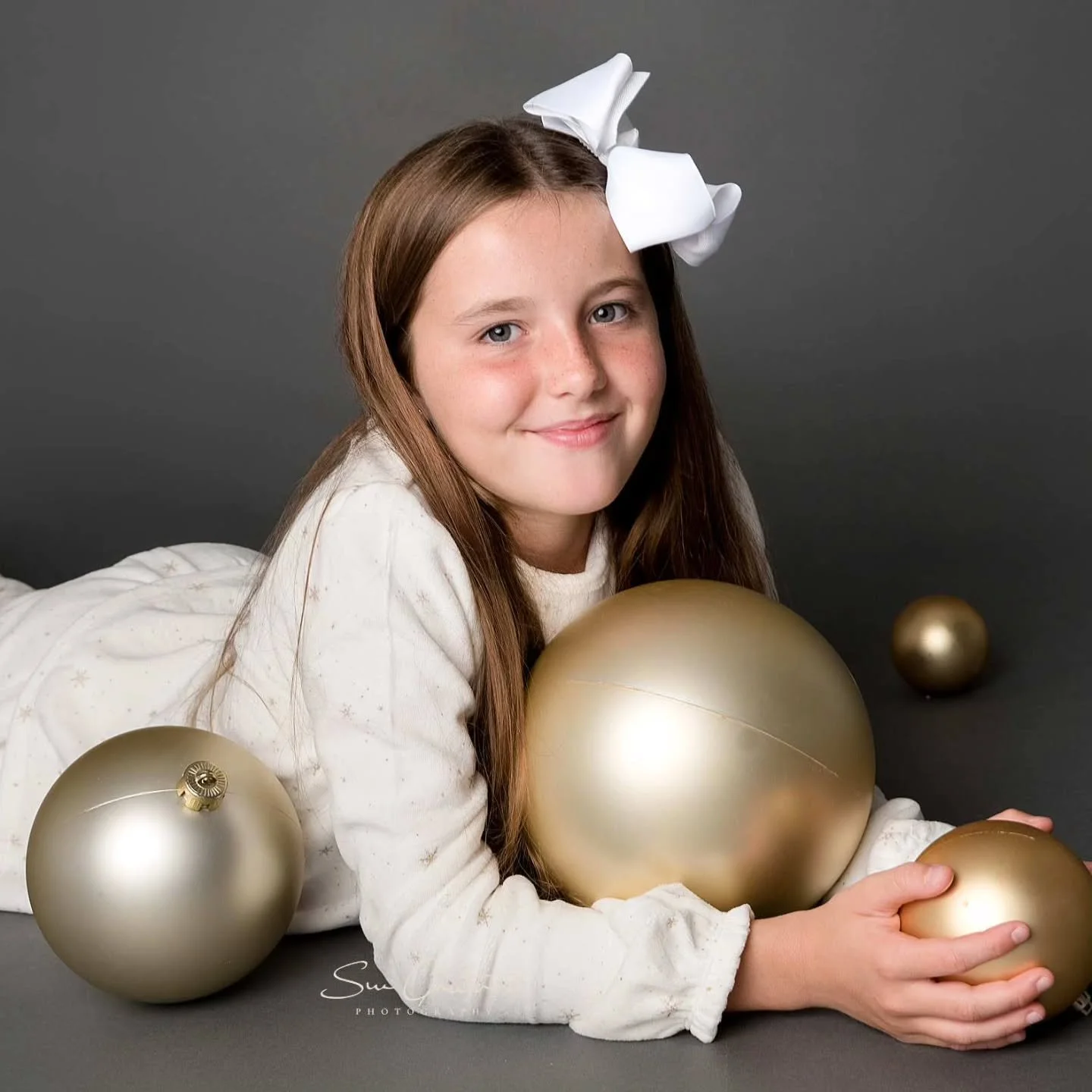 One final image from this wonderful family's Christmas shoot! 

#christmashoot #christmasmemories #christmastime #christmasmagic #professionalfamilyphotographer