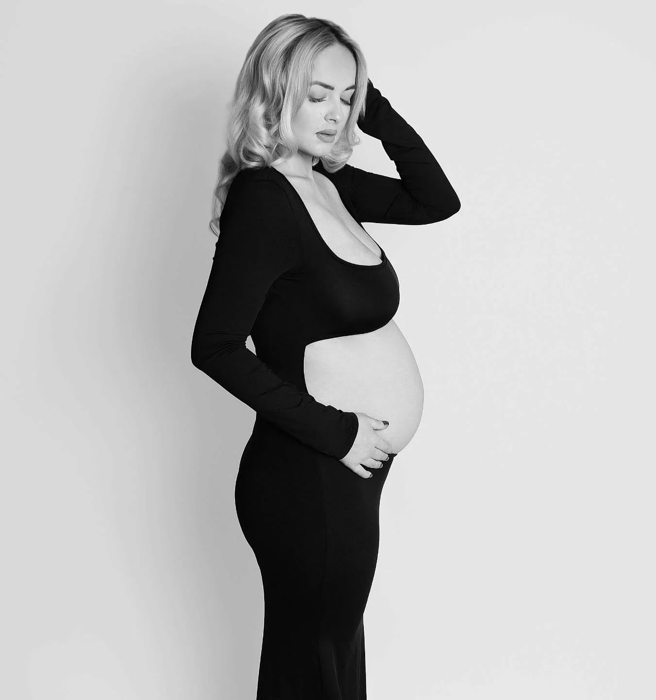 A classic maternity shot ❤️

#maternityshoot #pregnancylife #professionalnewbornphotographer #suegreethamphotography #howwillyouremember